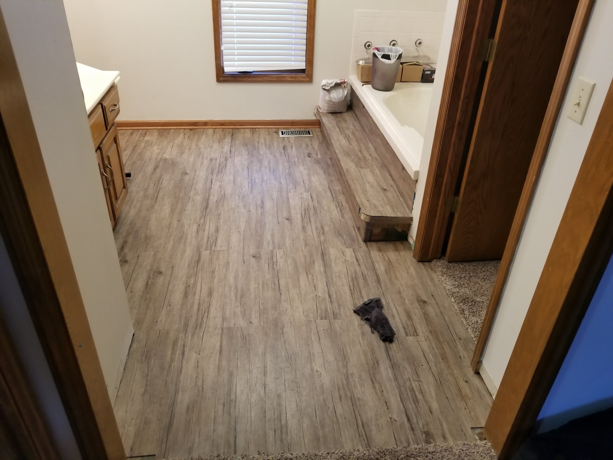 Johnson Flooring And Handyman Services