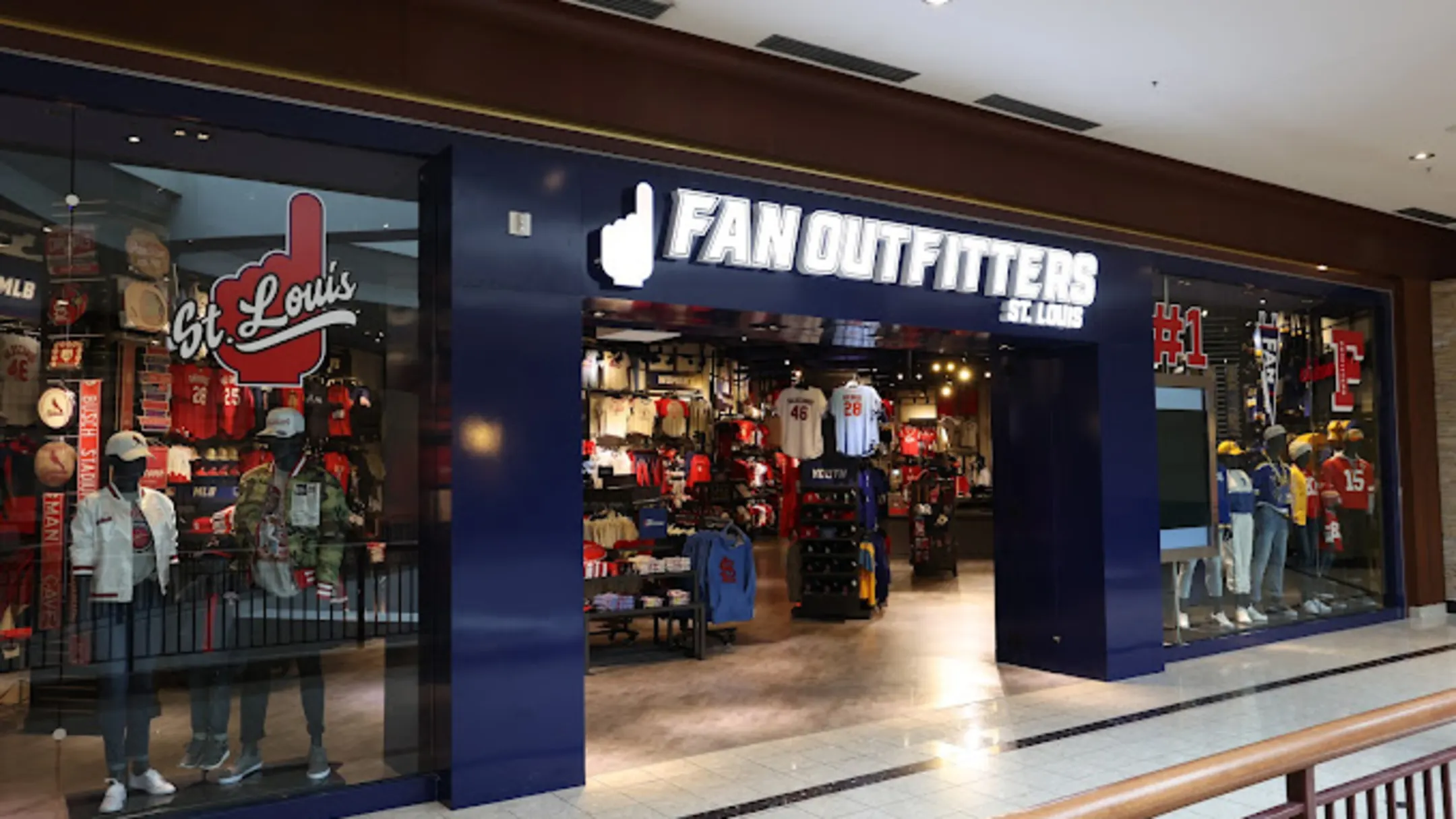 Fan Outfitters is Taking Team Merchandise Stores Nationwide