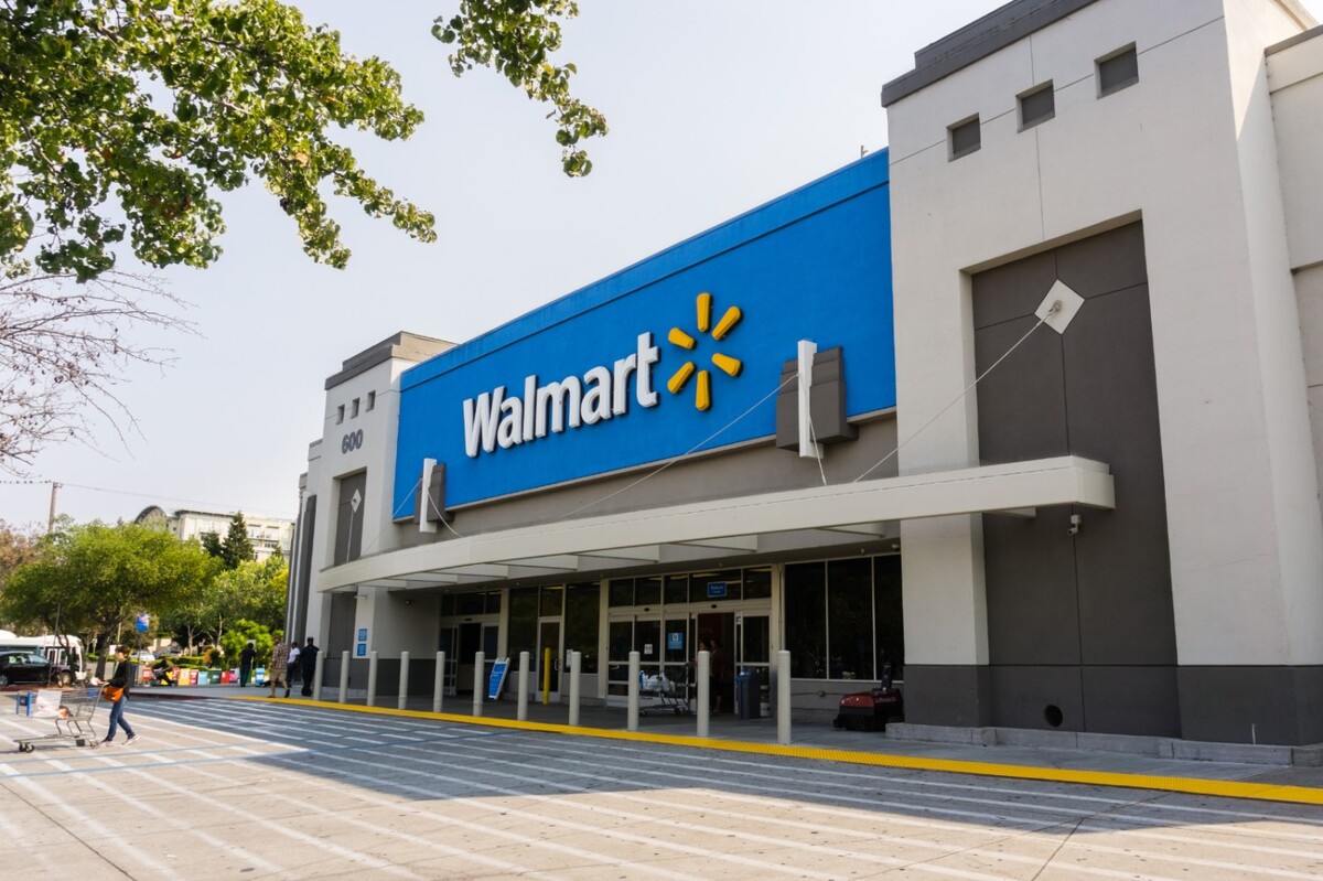 Walmart Wins on Grocery Sales but Not Customer Satisfaction