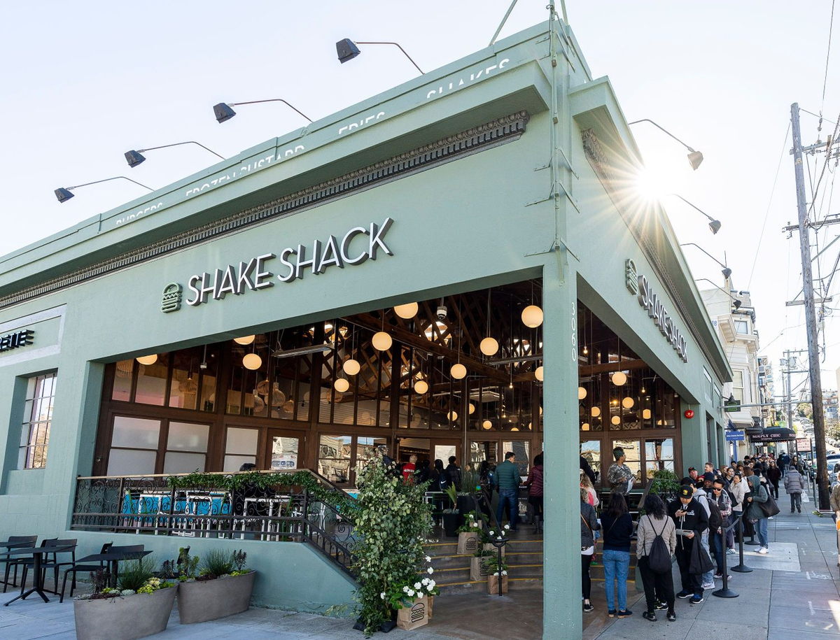 Shake Shack Gambles on Casino Restaurant Strategy