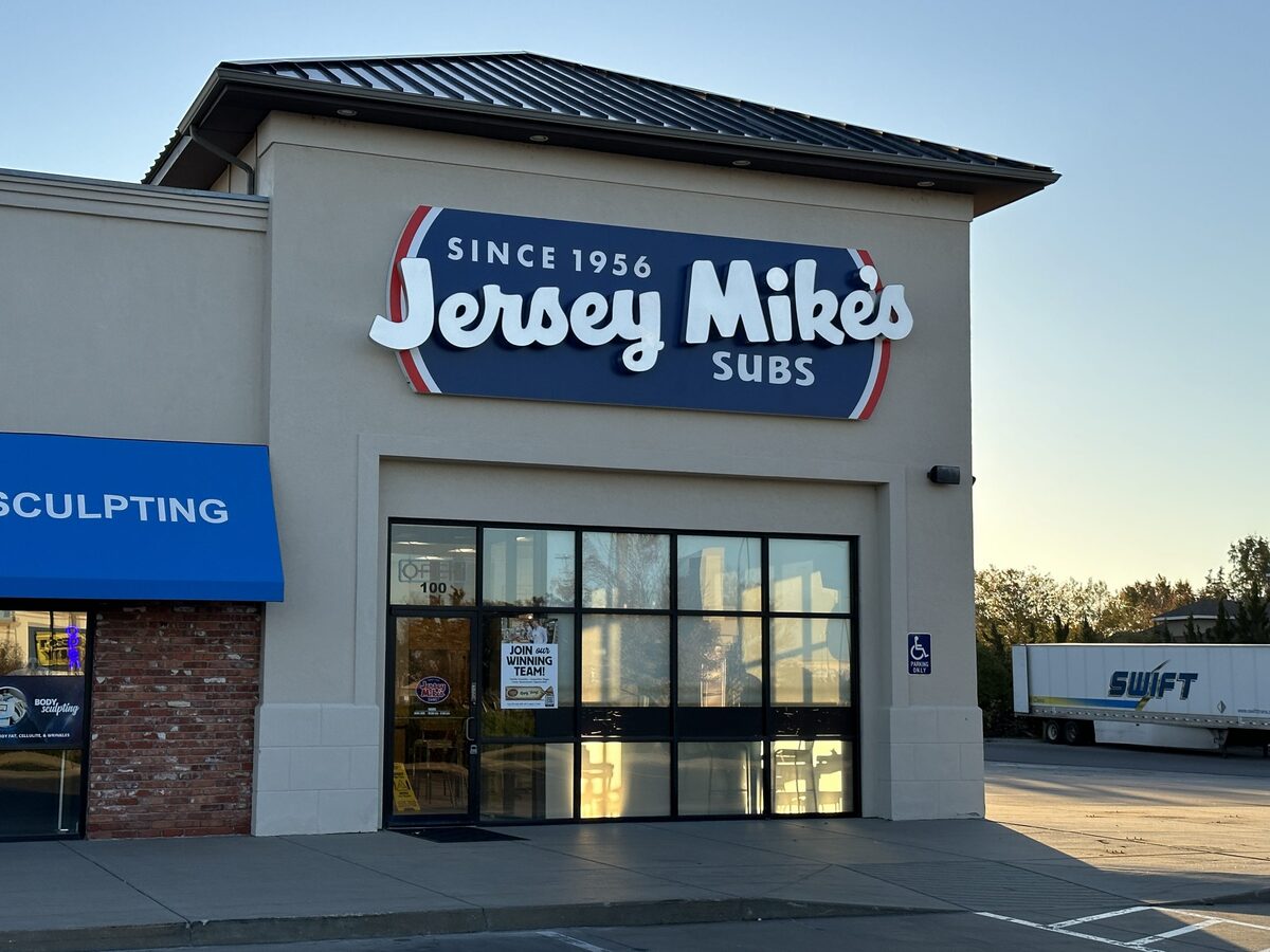 Redberry Brings Jersey Mike's Subs to Canada