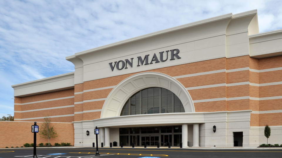 Von Maur Ranks as Best Department Store for Third Year in a Row