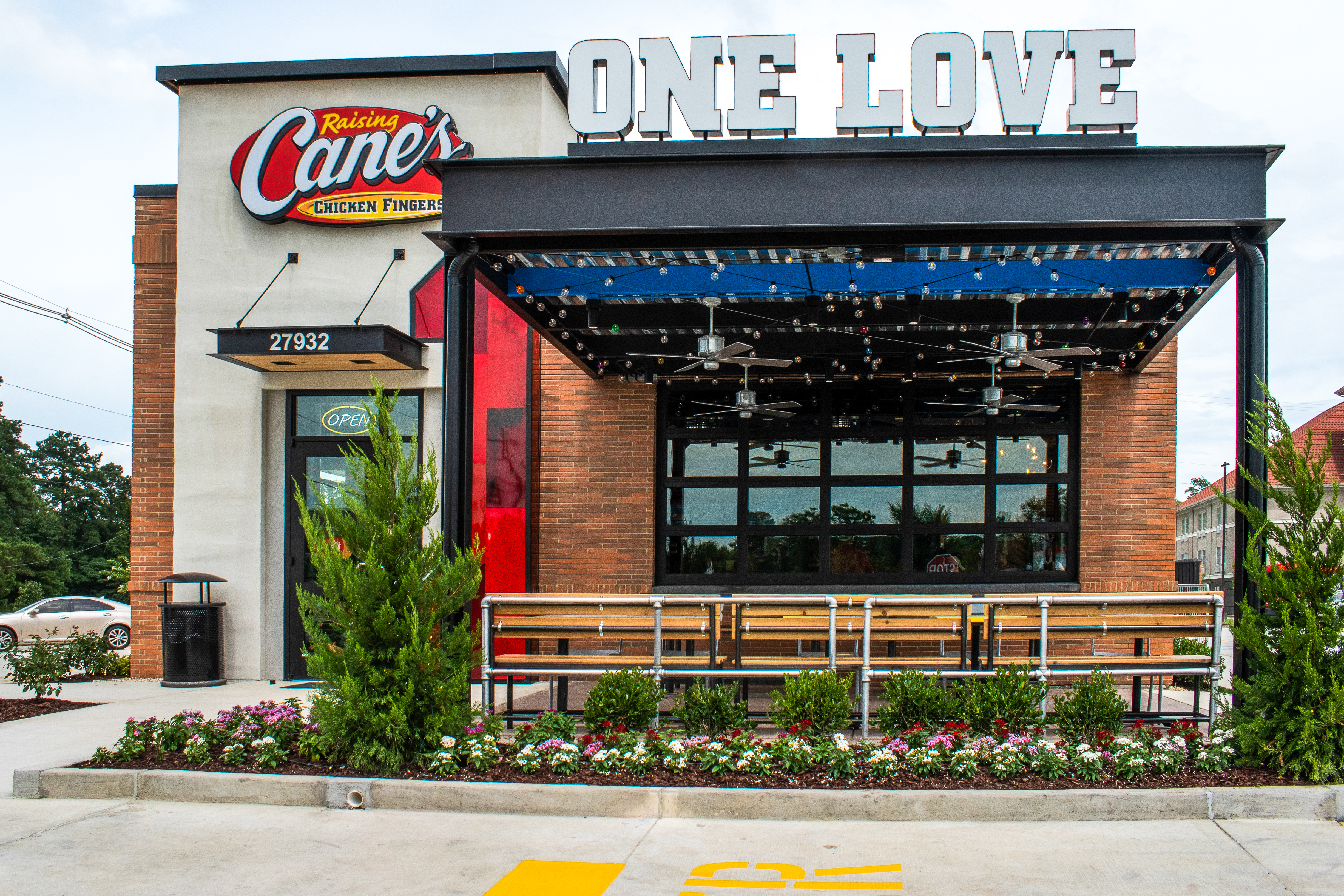 Raising Cane's Launches New Location in Richmond