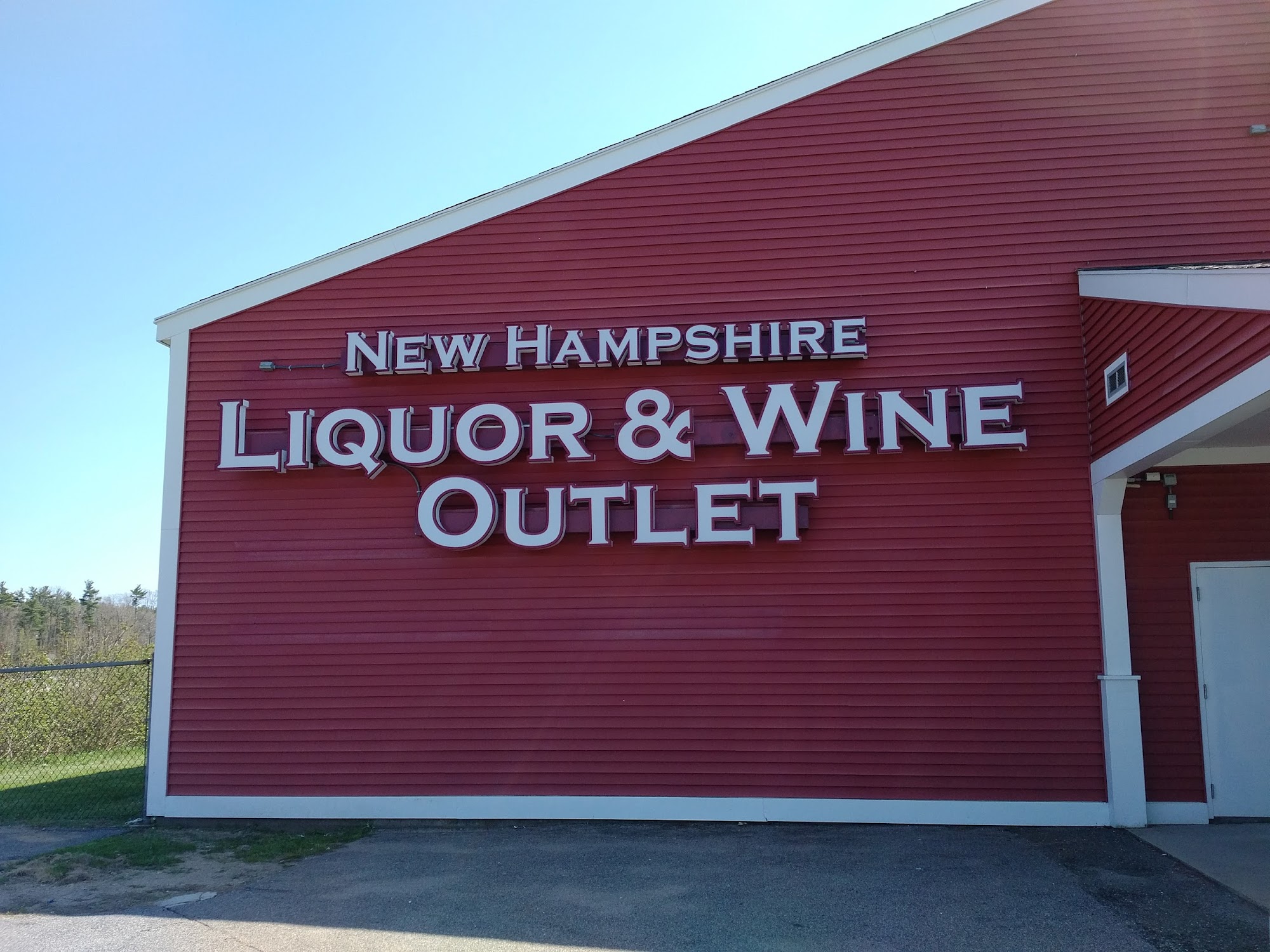 New Hampshire Made Store-Southbound