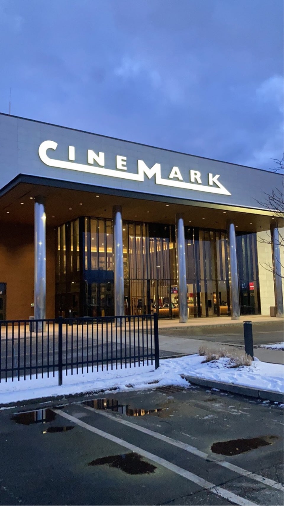 Cinemark Rockingham Park and XD