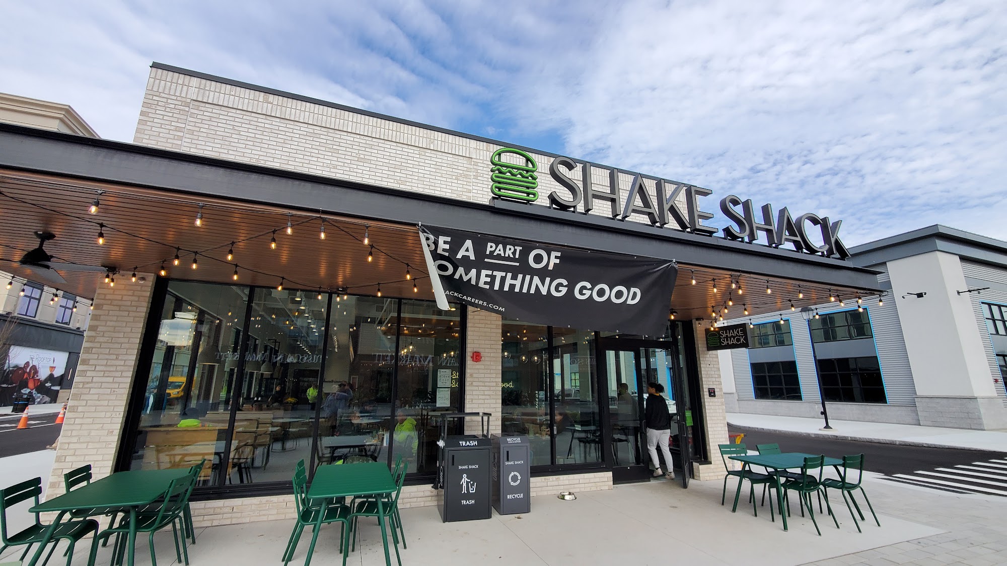 Shake Shack Tuscan Village