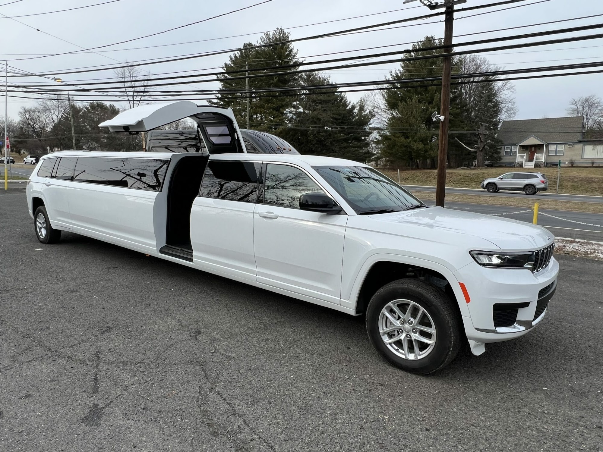 1st Class Car & Limousine Service 5 Lyons Mall Suite # 2, Basking Ridge New Jersey 07920