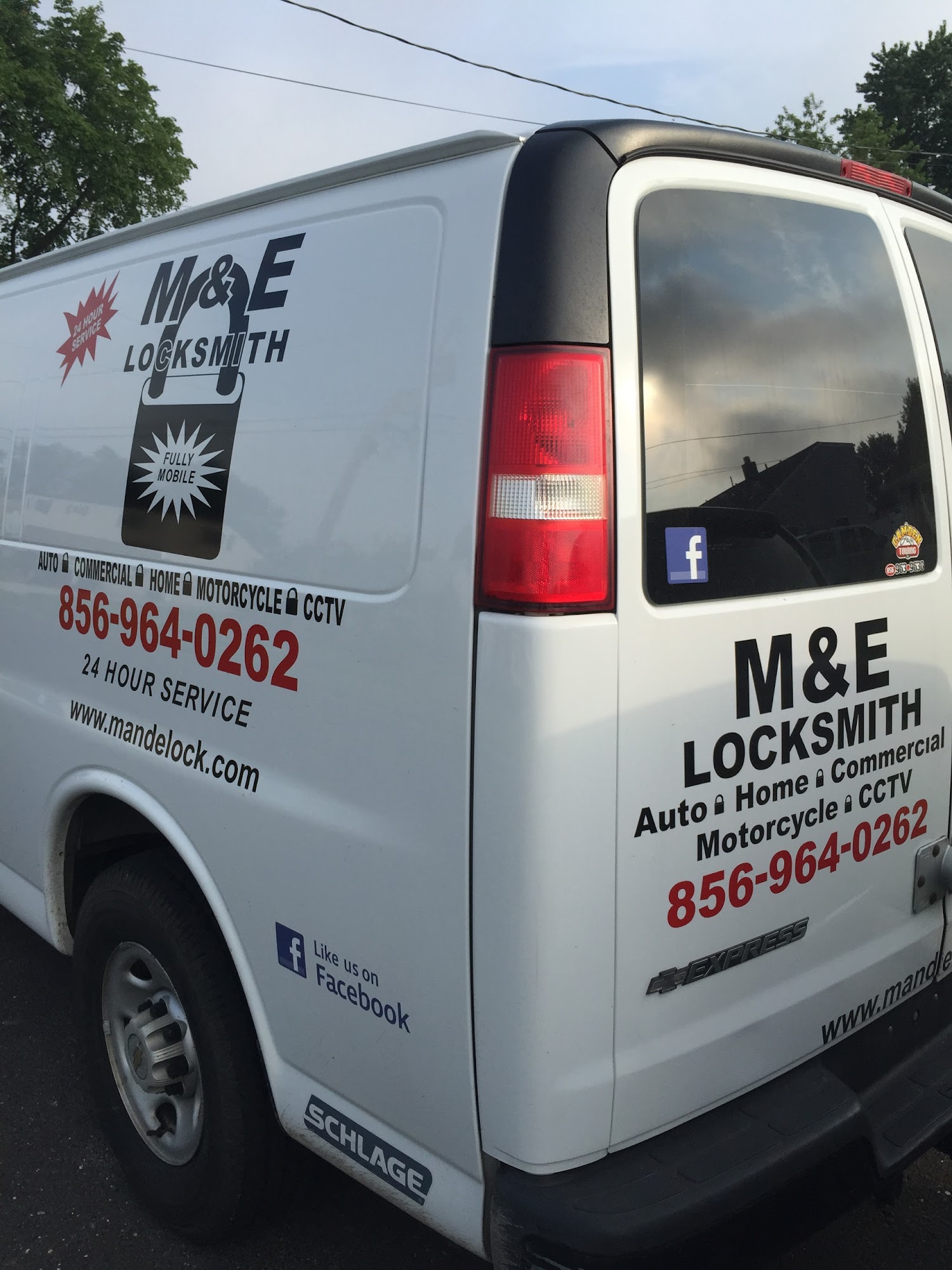 M & E LOCKSMITH 446 Kaighn Ave, Camden New Jersey 08103