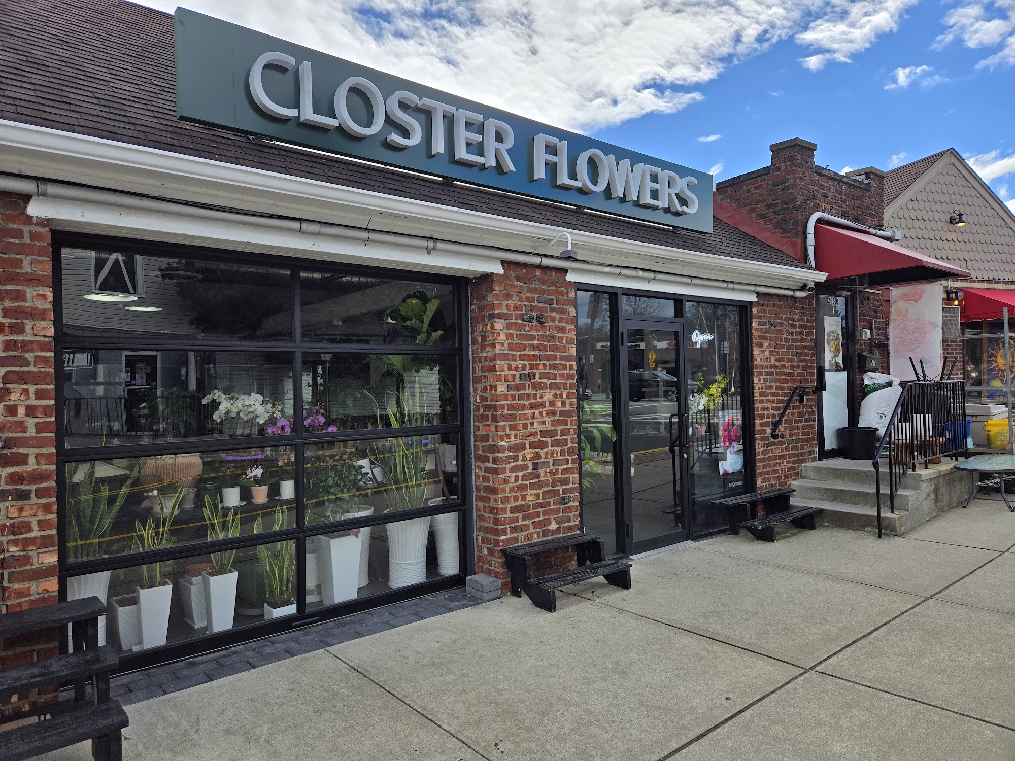 Closter Flowers (old Red Rose)