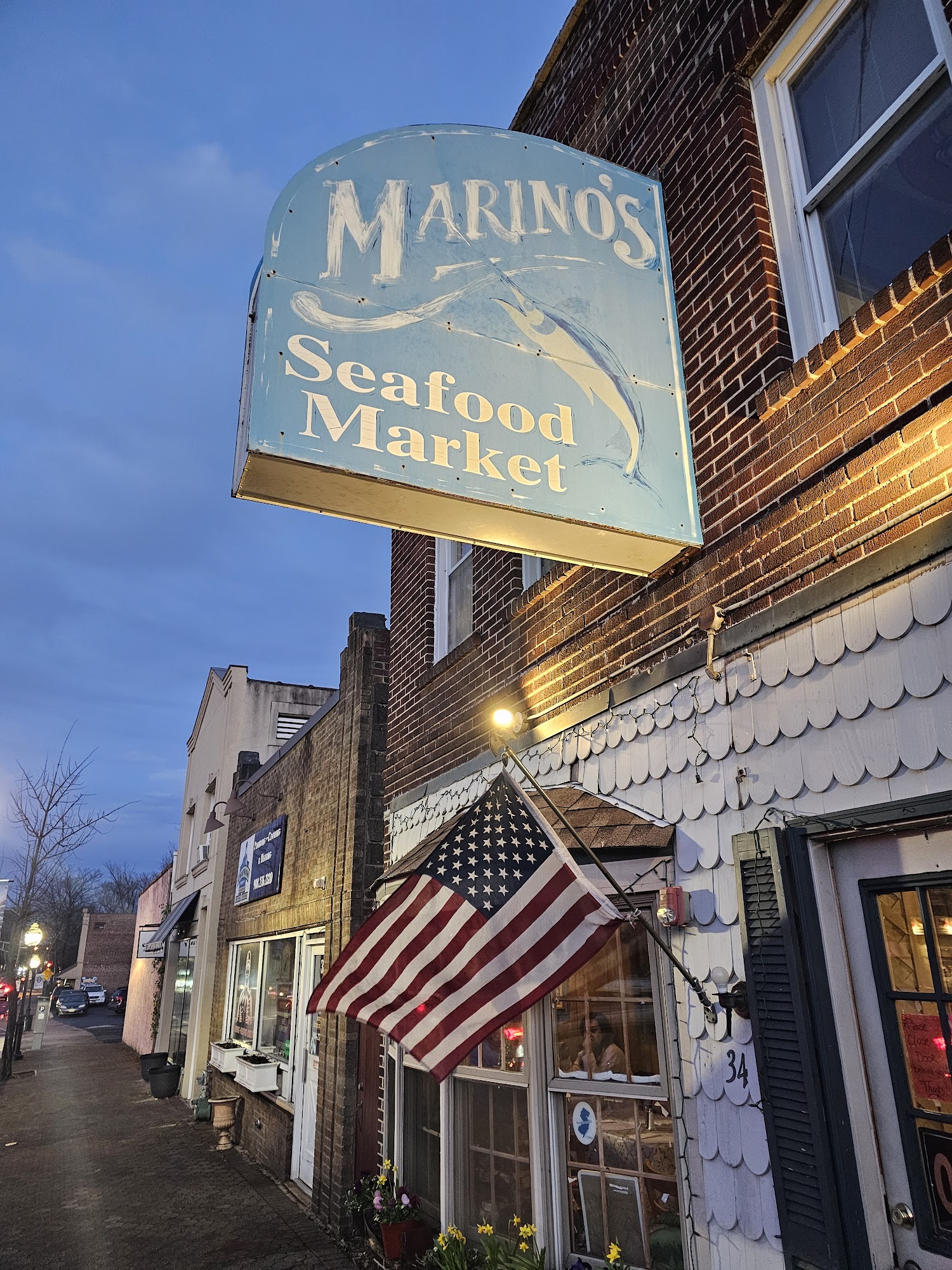 Marino's Seafood Restaurant and Market