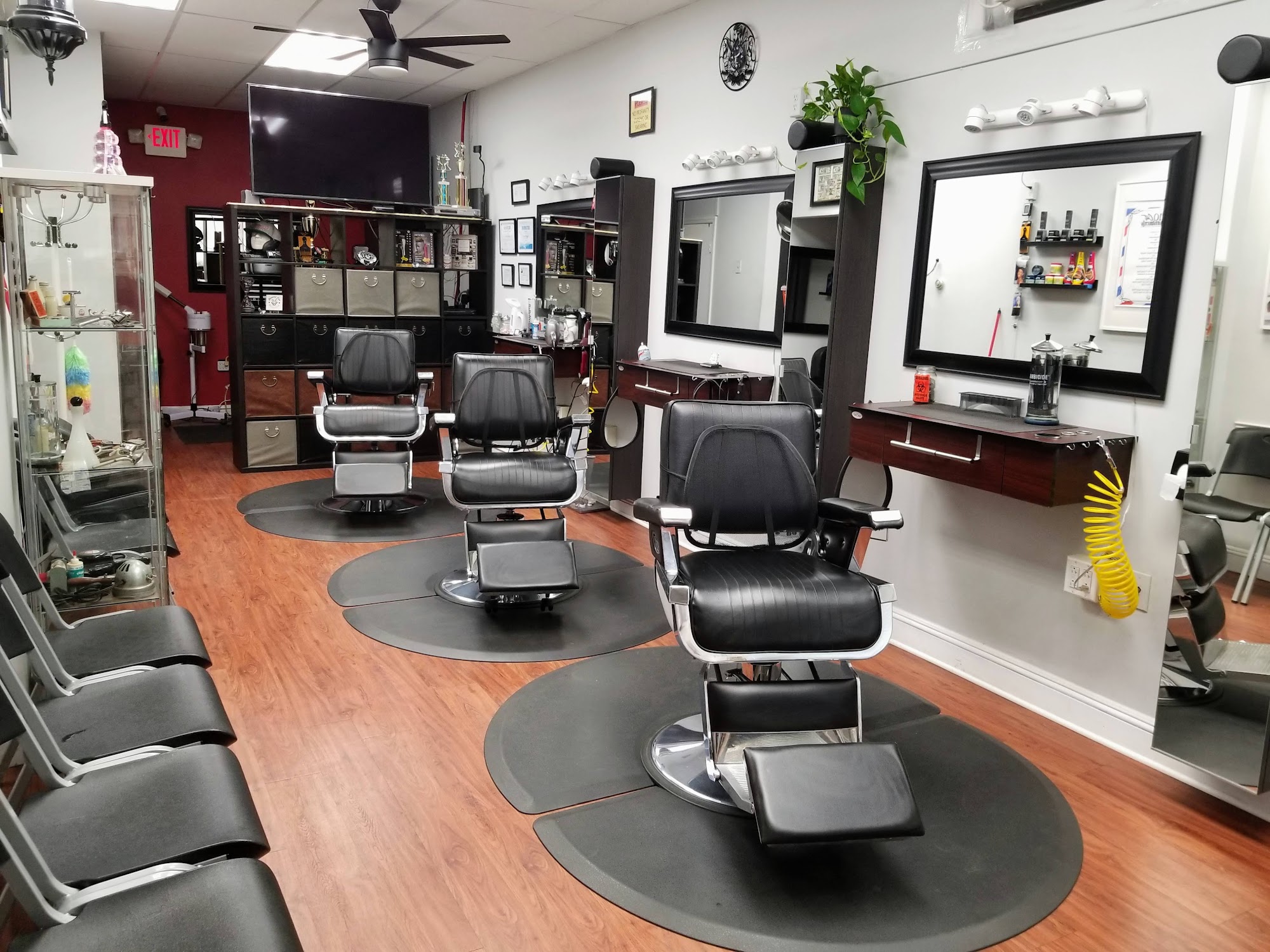 Diamond Cuts Barbershop