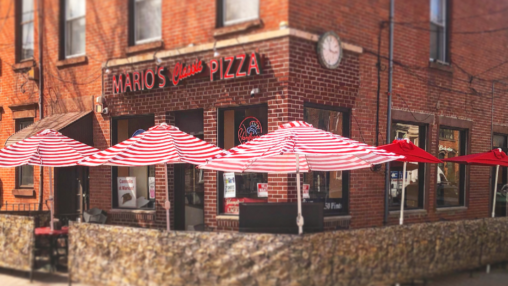 Mario's Classic Pizza