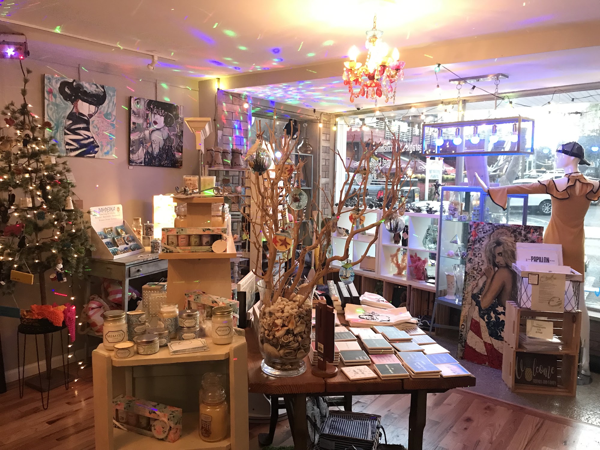 Keyport Funhouse Boutique,Gift & Tea Shop