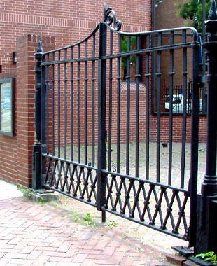 Alpine Fence & Gate Systems Inc. 17 Alpine Ct, Lafayette New Jersey 07848