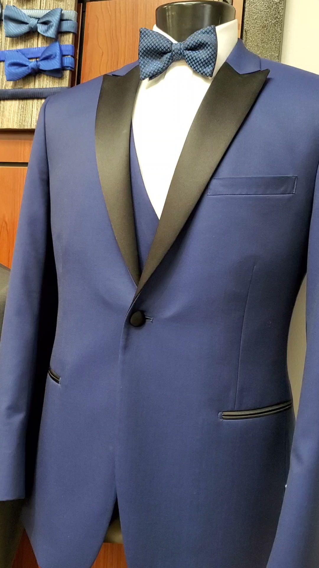 Dante Zeller Tuxedo & Menswear Suits