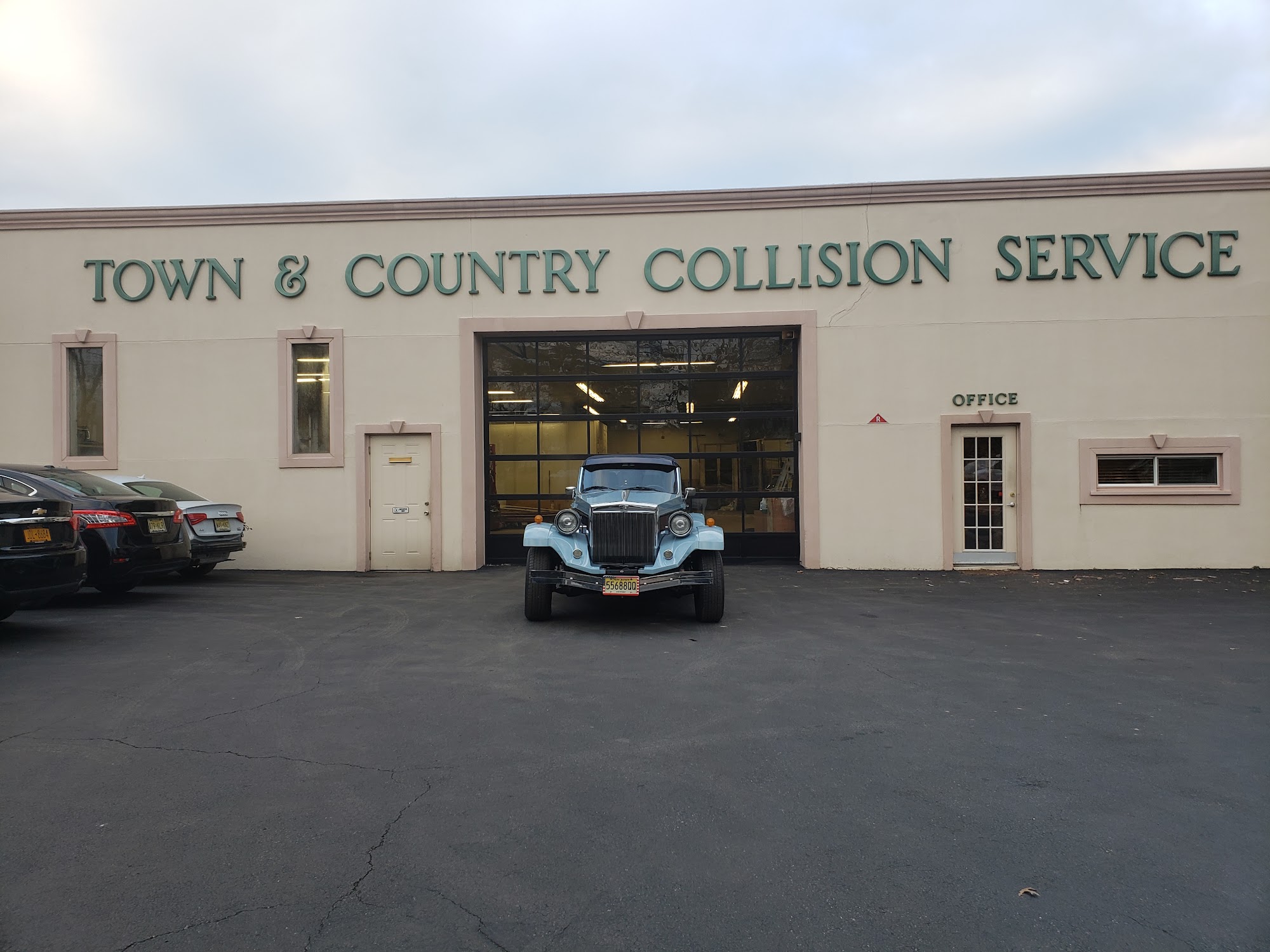 Town & Country Collision Service