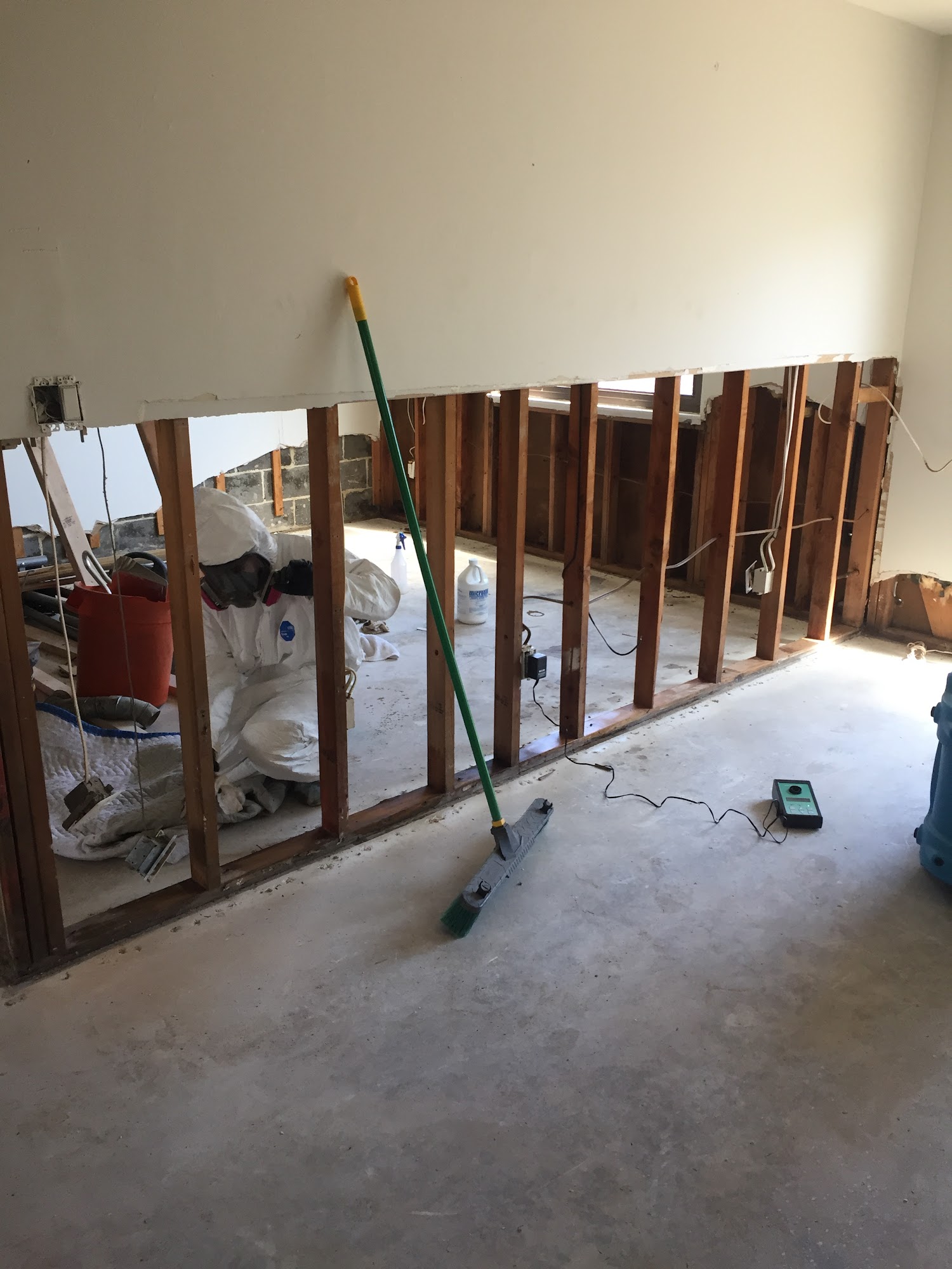 Mold Remediation and Waterproofing LLC
