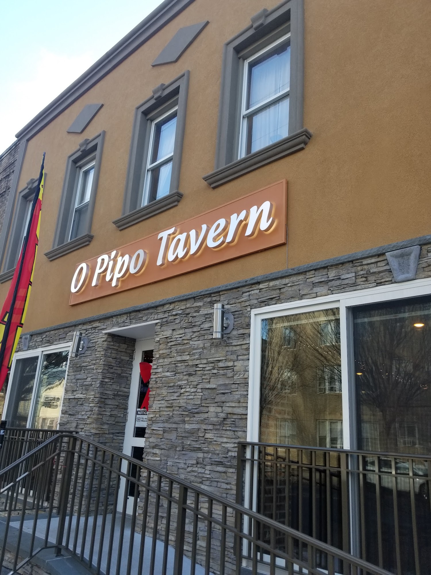 O PIPO TAVERN