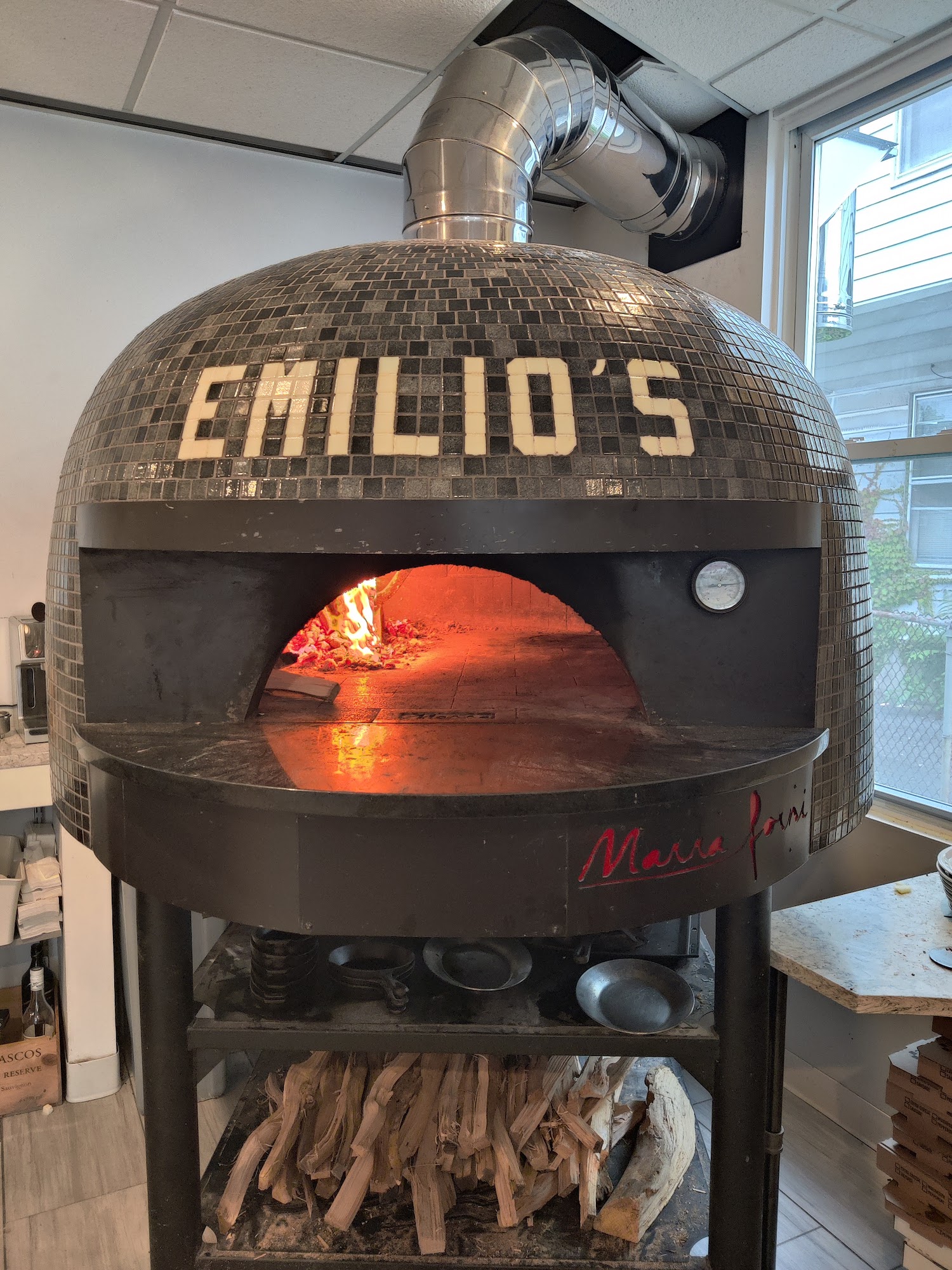 Emilio’s Wood Fire Pizza
