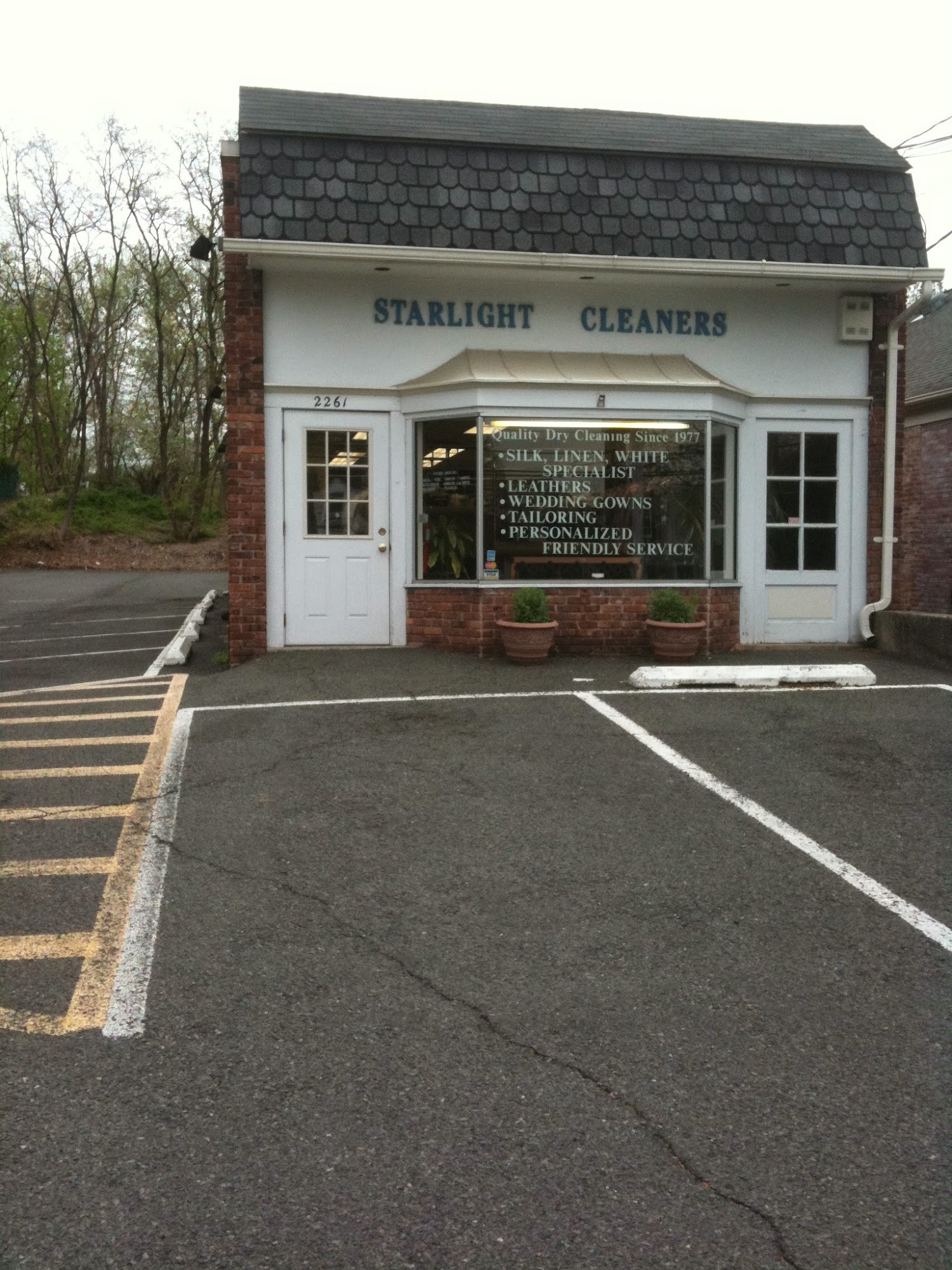 Starlight Cleaners