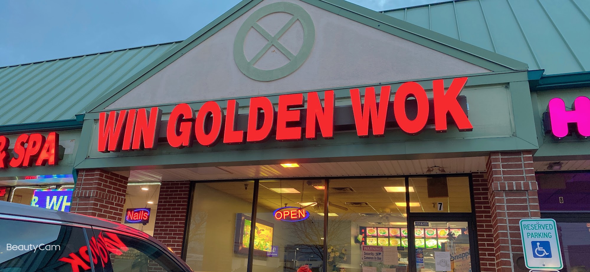 Win Golden Wok