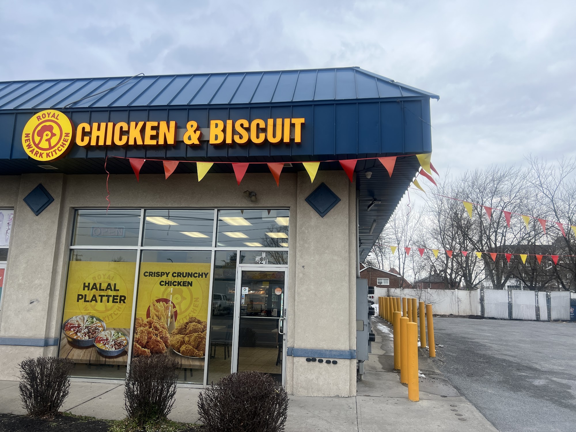 Royal chicken & biscuit