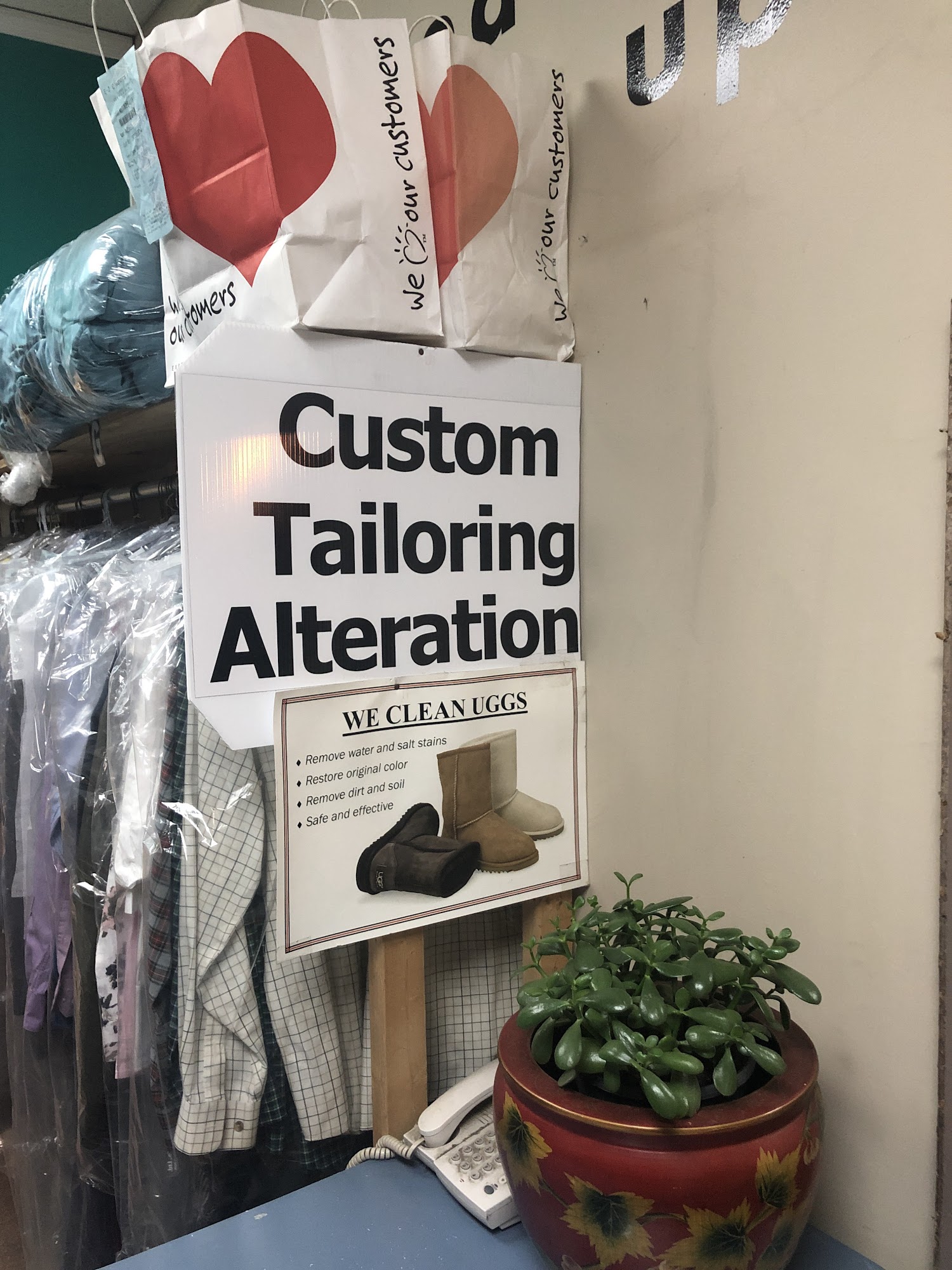EZ Cleaners & Tailoring