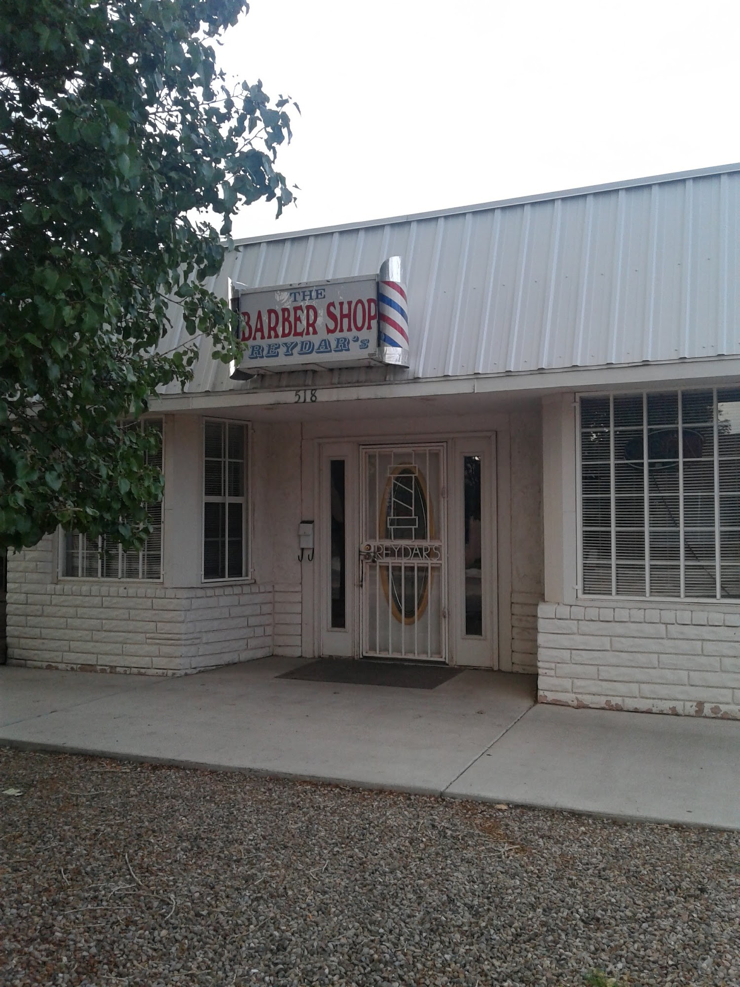 Reydar's Barber Shop 518 Becker Ave, Belen New Mexico 87002