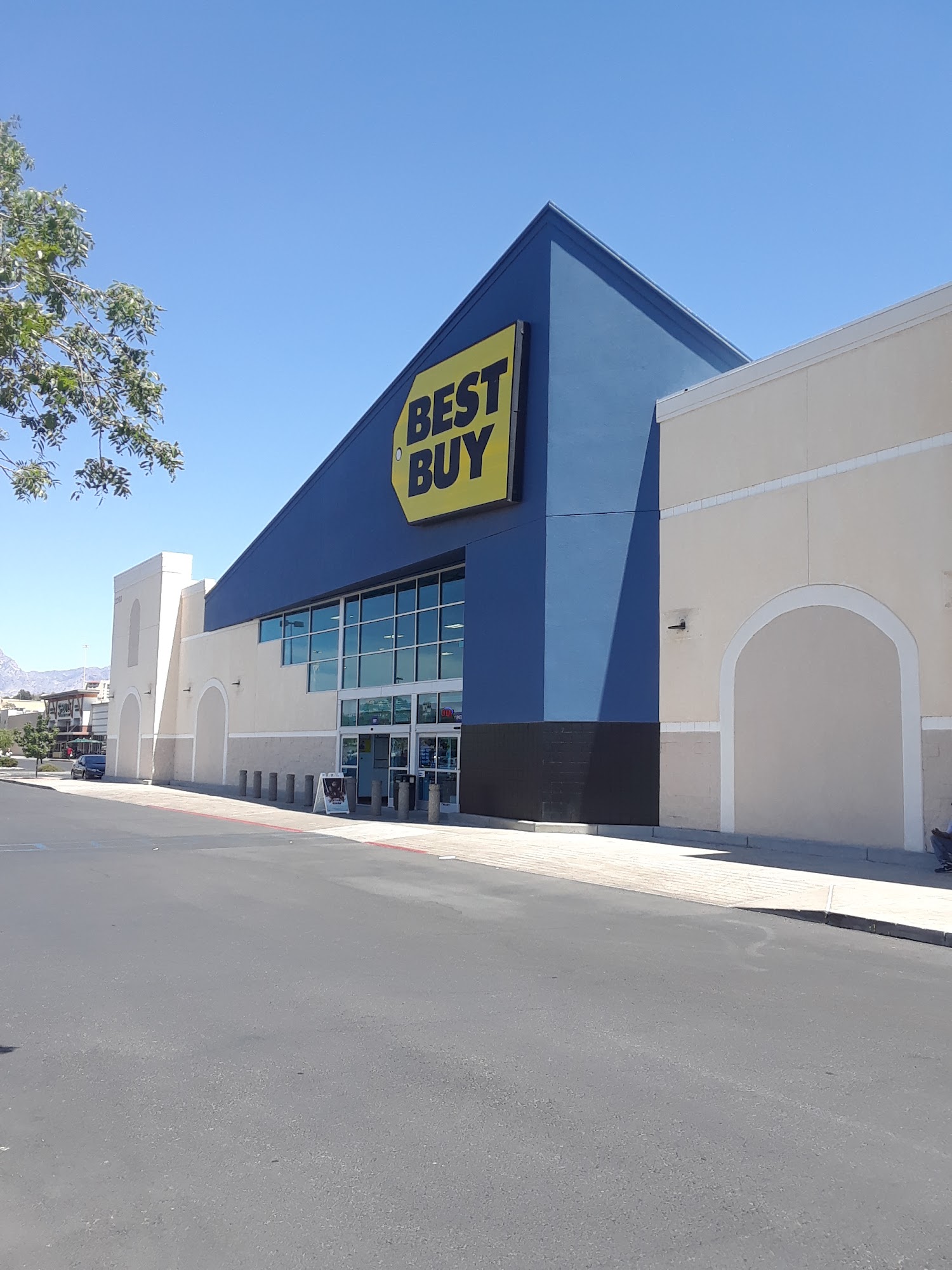 BEST BUY - 2280 E Lohman Ave, Las Cruces NM - Hours, Directions ...