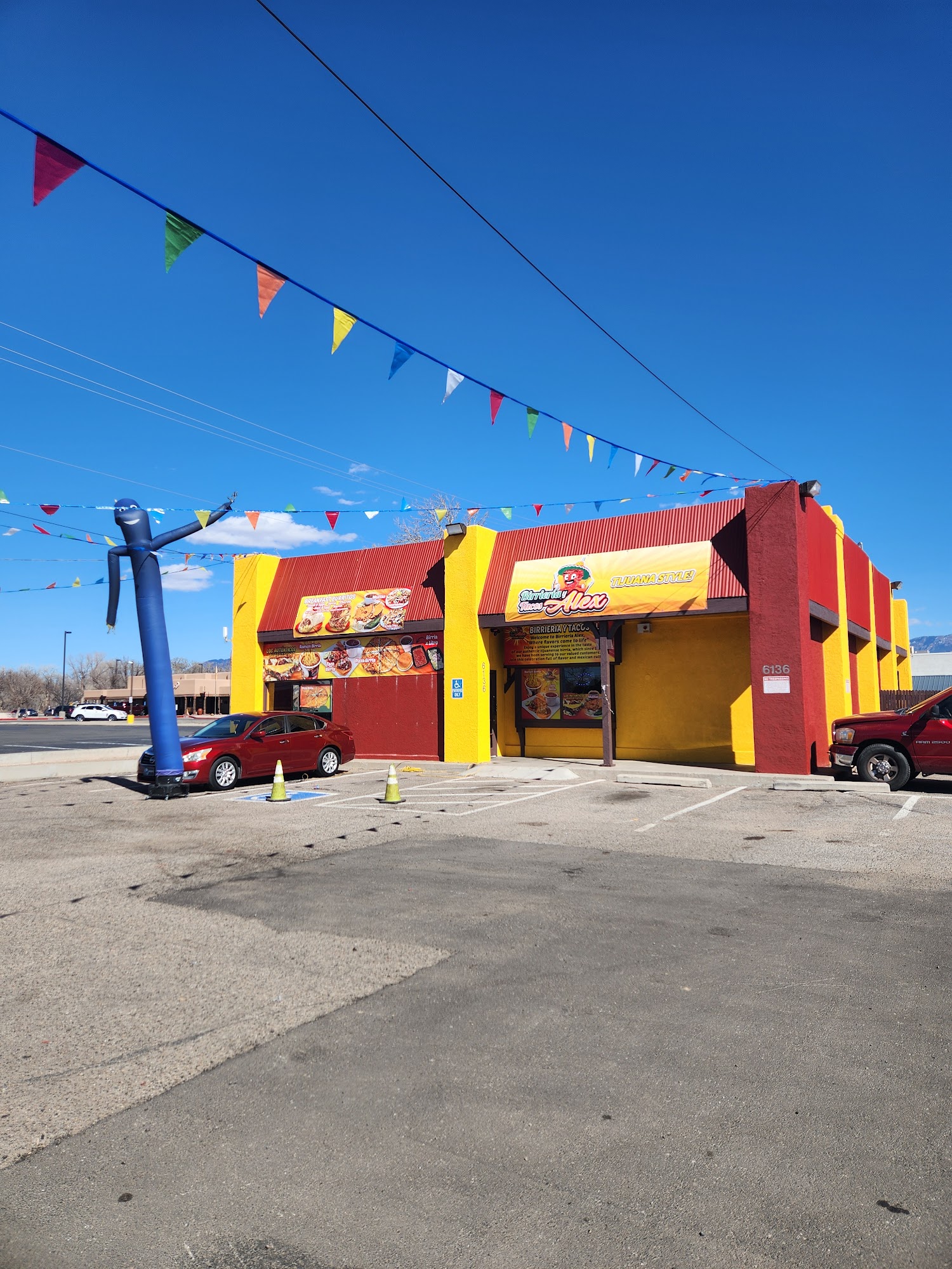 Birrieria y Tacos de Alex Tijuana Style