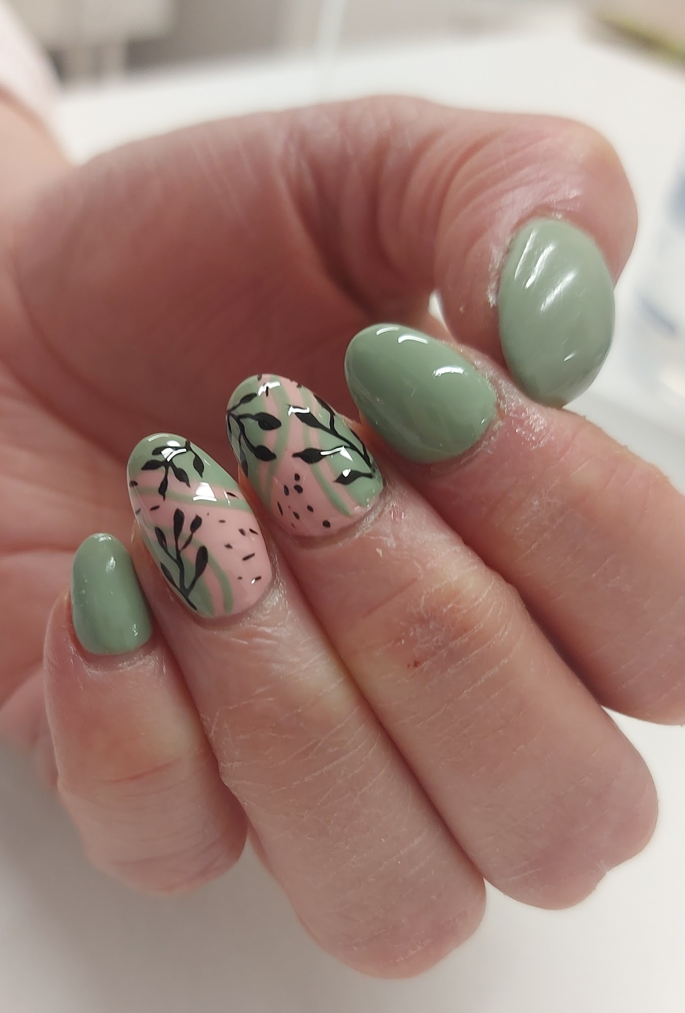 Sarah @ BLUSH Nails and Beauty Filey