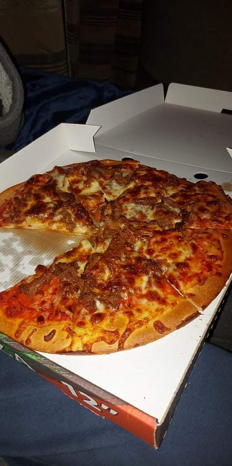 Pizza Pizza Headmaster Hairdressers, 70 North St, Scarborough