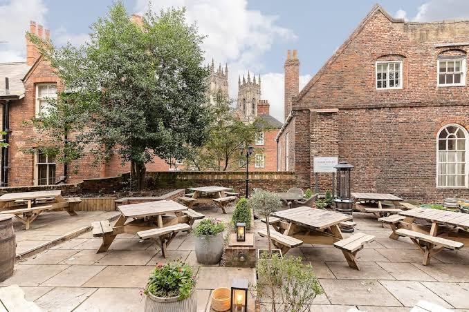 The Fat Badger (York)