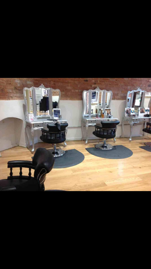 H2O Hair & Beauty