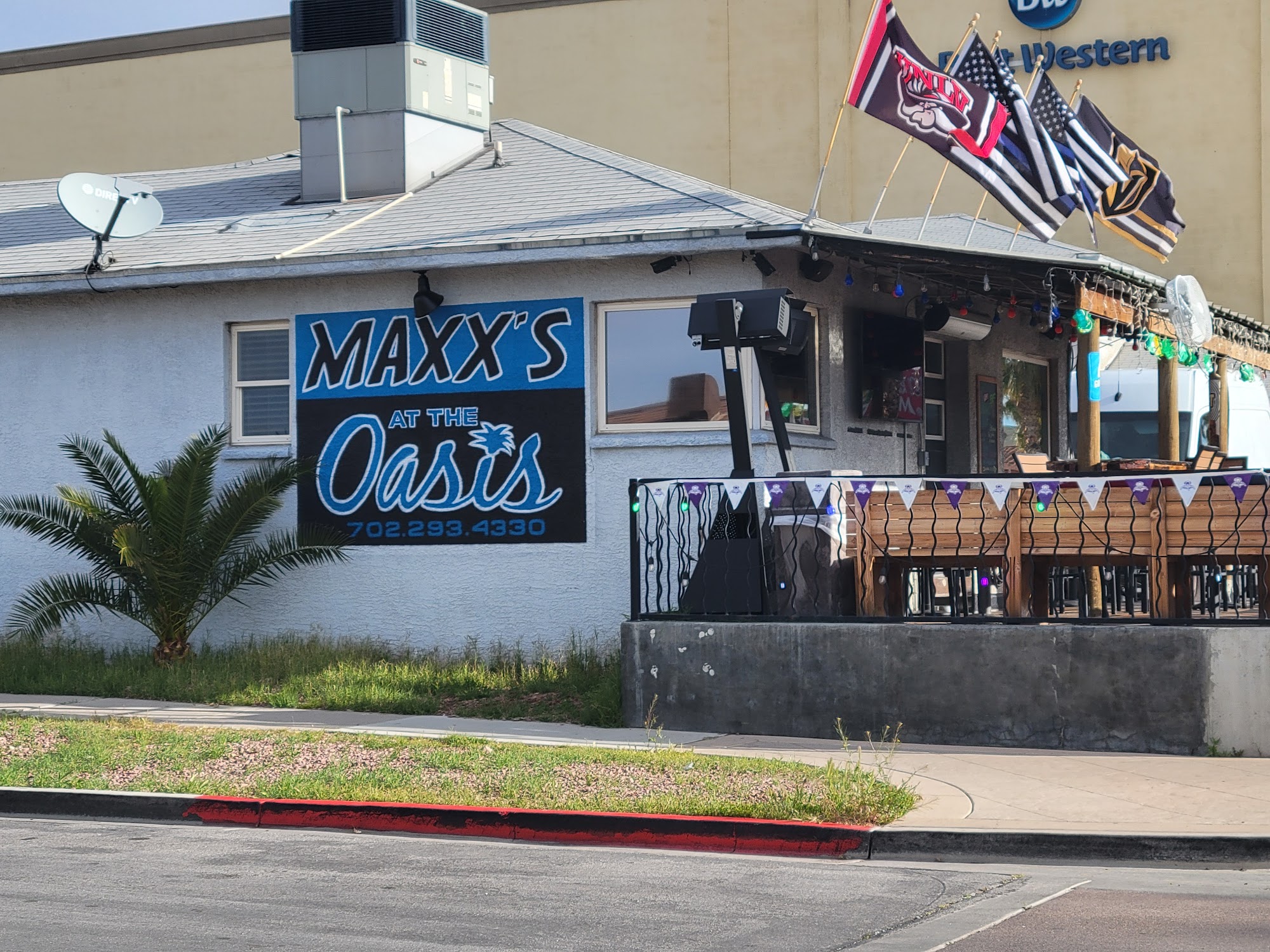 Maxx's Food & Drink