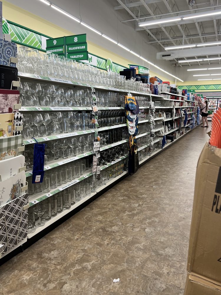 DOLLAR TREE 3487 St Rose Pkwy, Henderson NV Hours, Directions