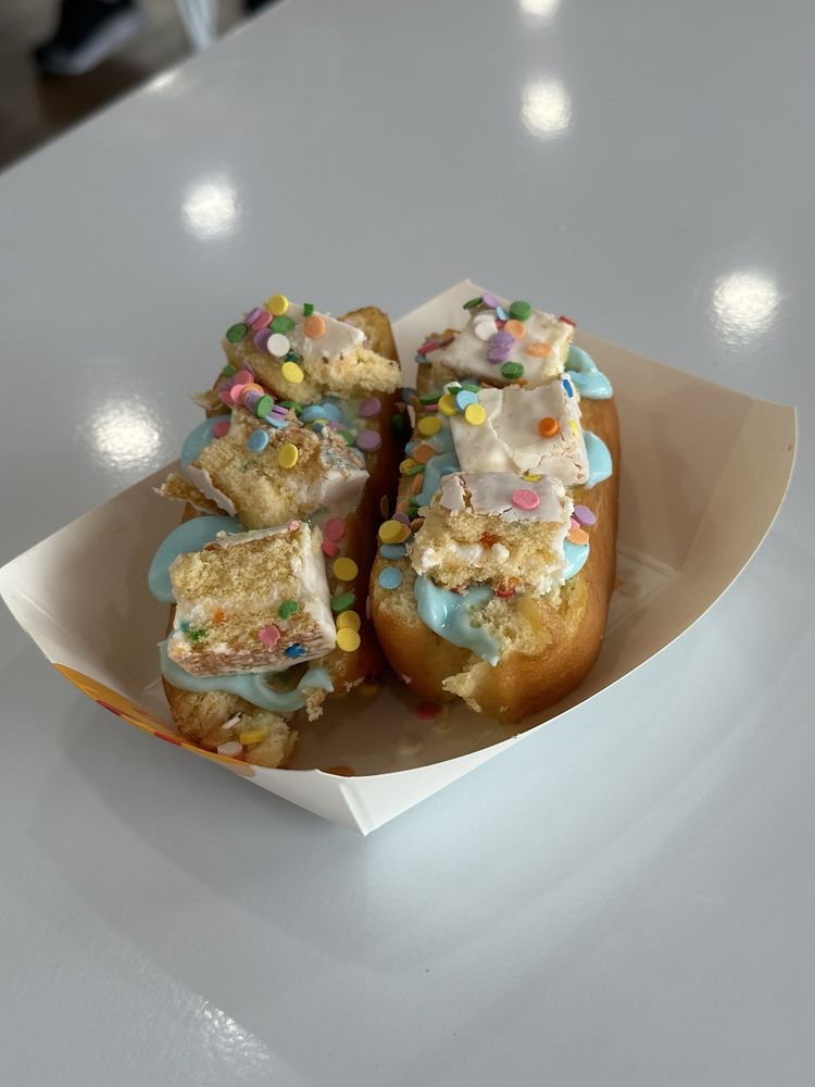 Yonutz Donuts and Ice Cream - Henderson NV