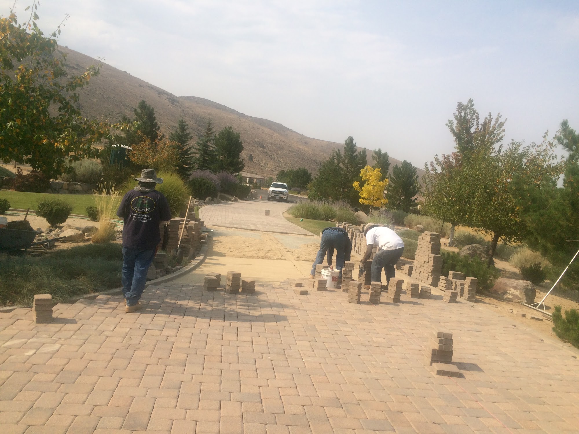 Oso Negro Landscaping 5625 Lupin Dr, Sun Valley Nevada 89433