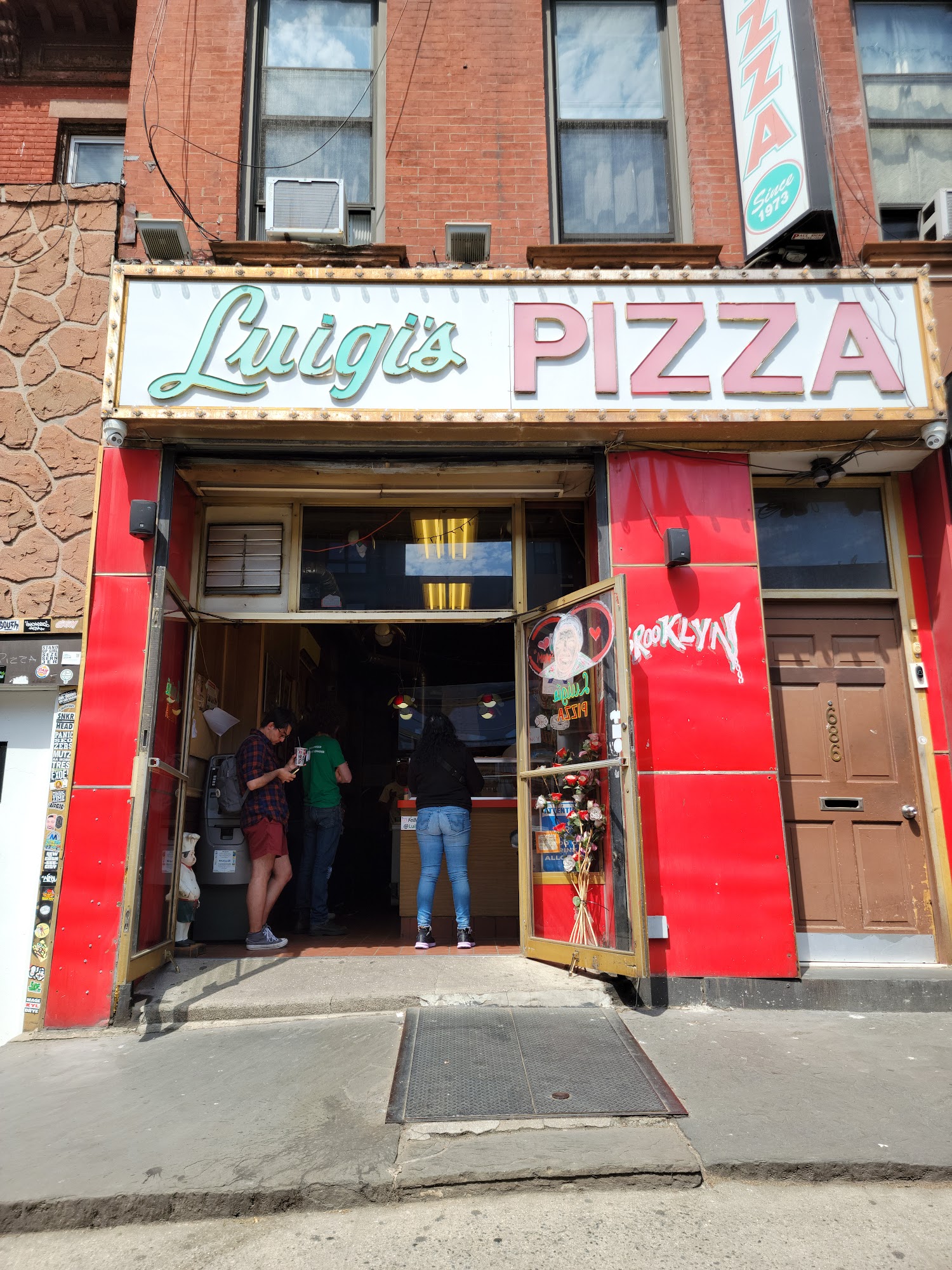 Luigi's Pizza