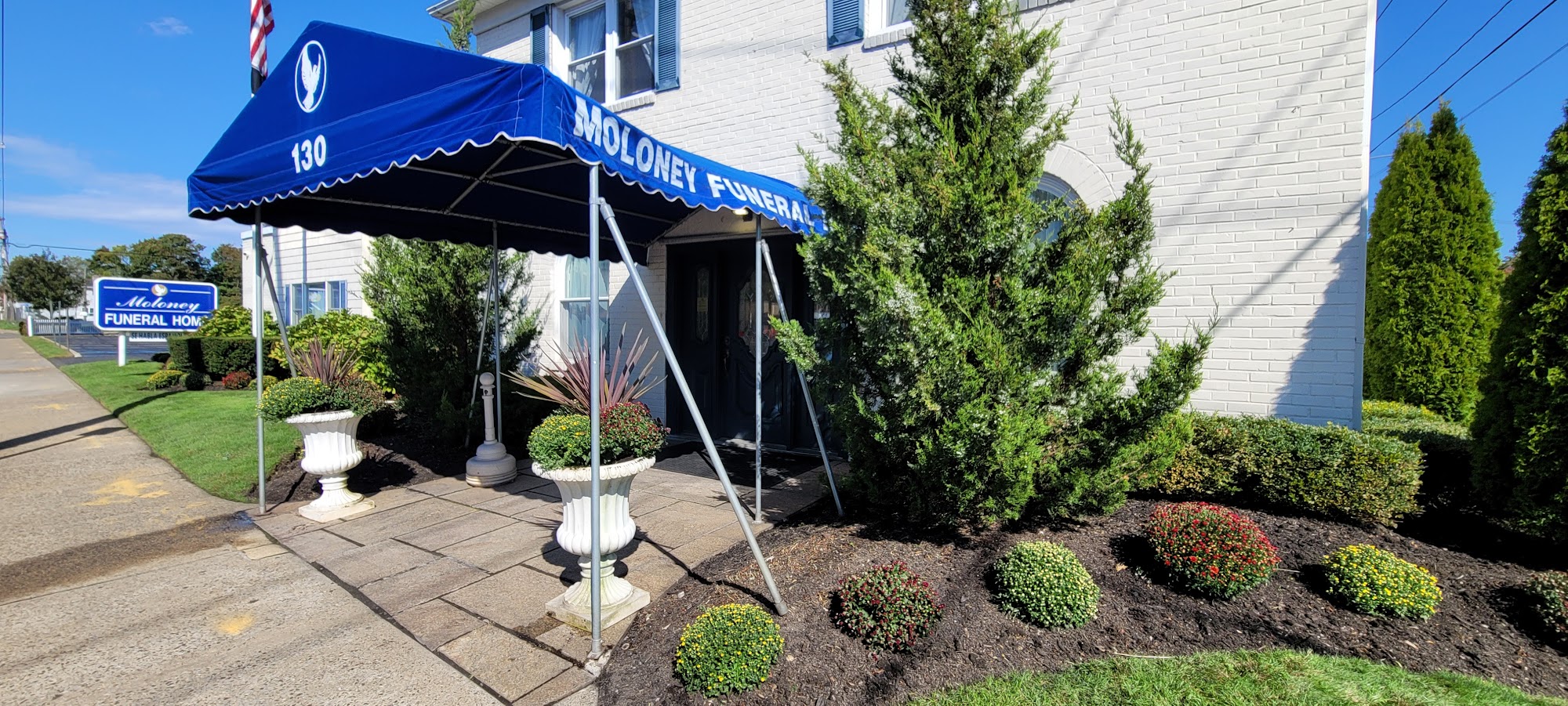 Moloney's Central Islip Funeral Home 130 Carleton Ave, Central Islip New York 11722