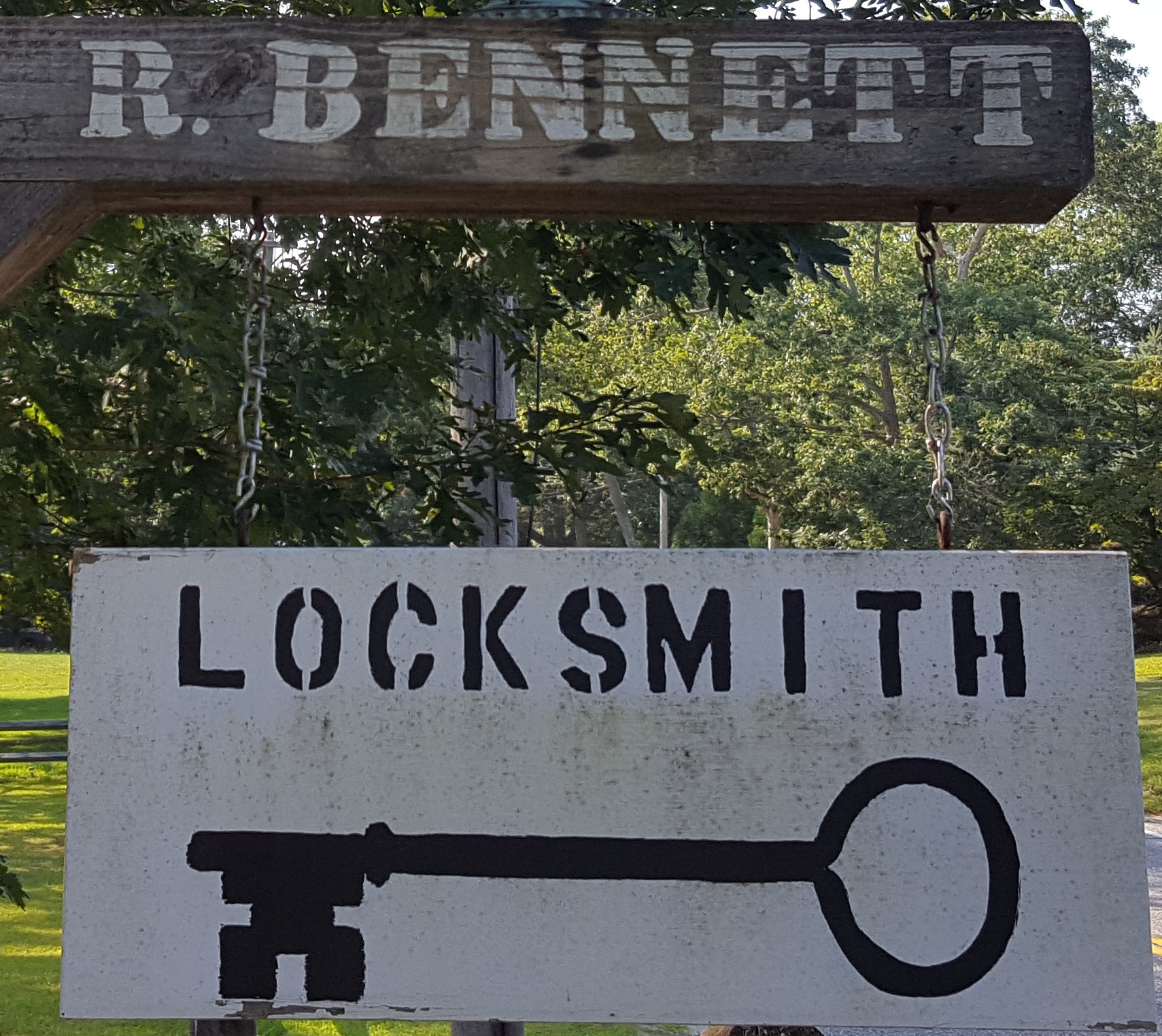 Bob Bennett Locksmith 194 Neck Path, East Hampton New York 11937
