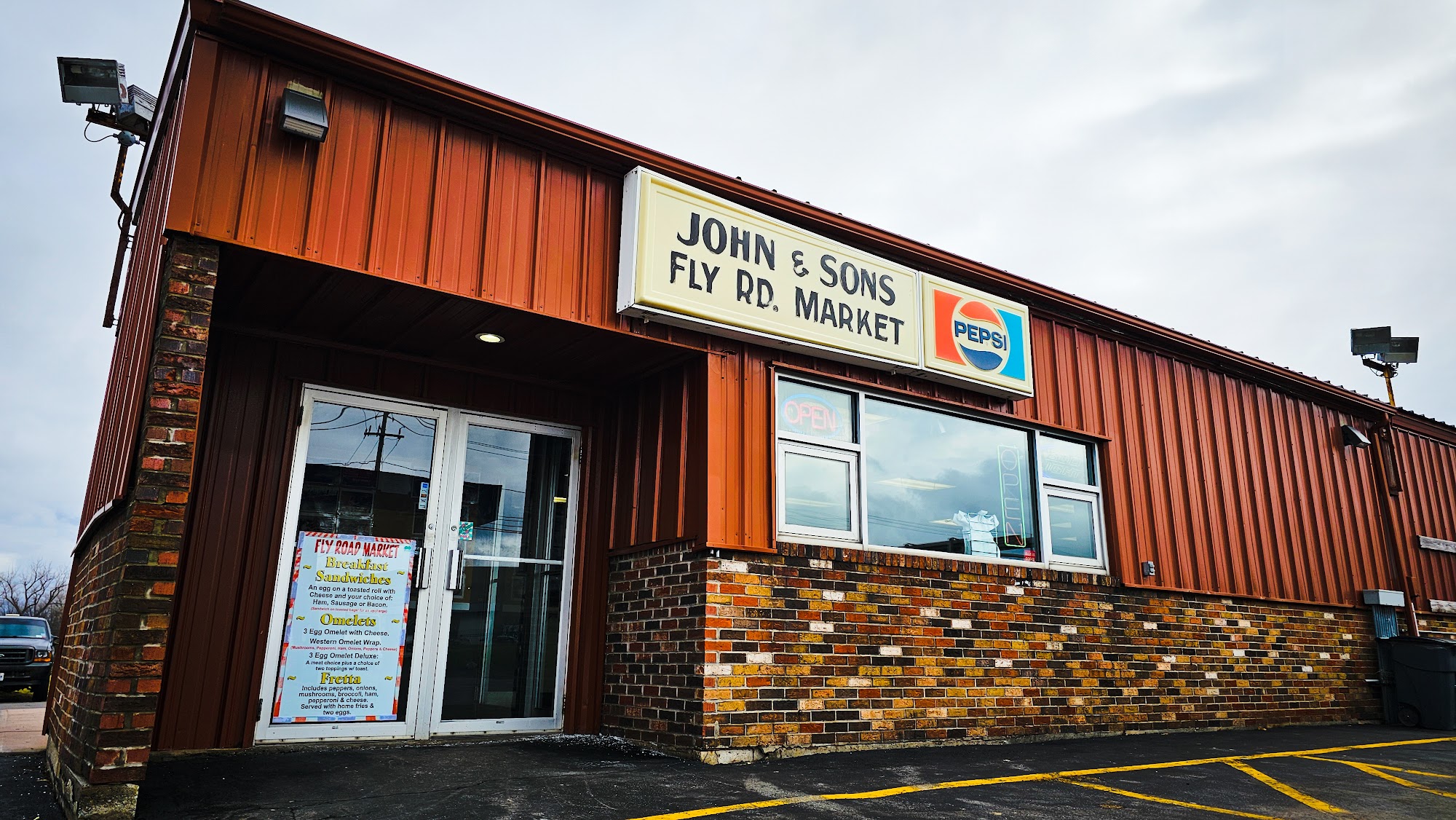 John & Sons Fly Road Market