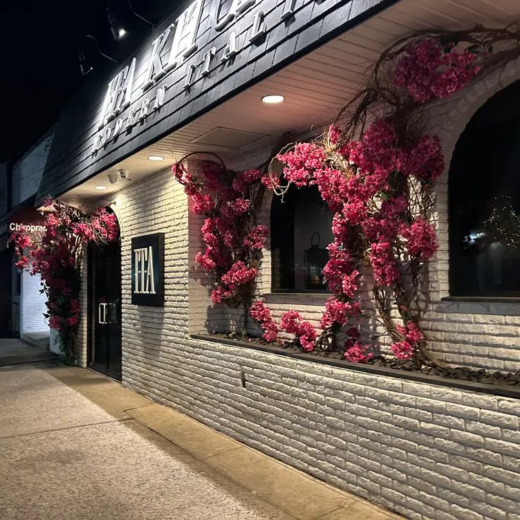 Photo credit: opentable