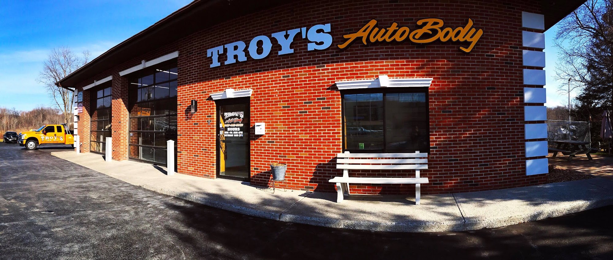 Troy's Auto Body Works