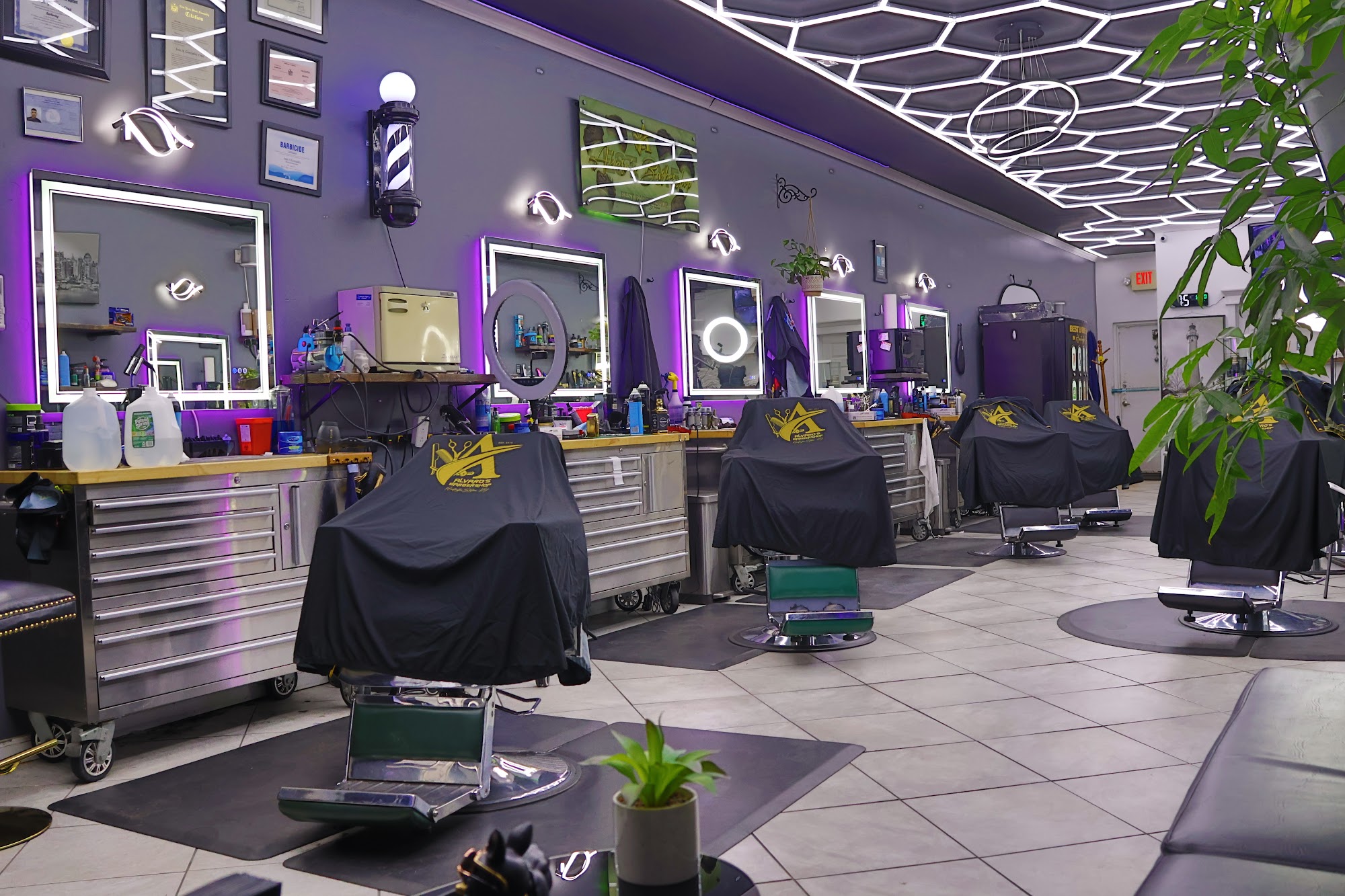 Alvaro's BarberShop