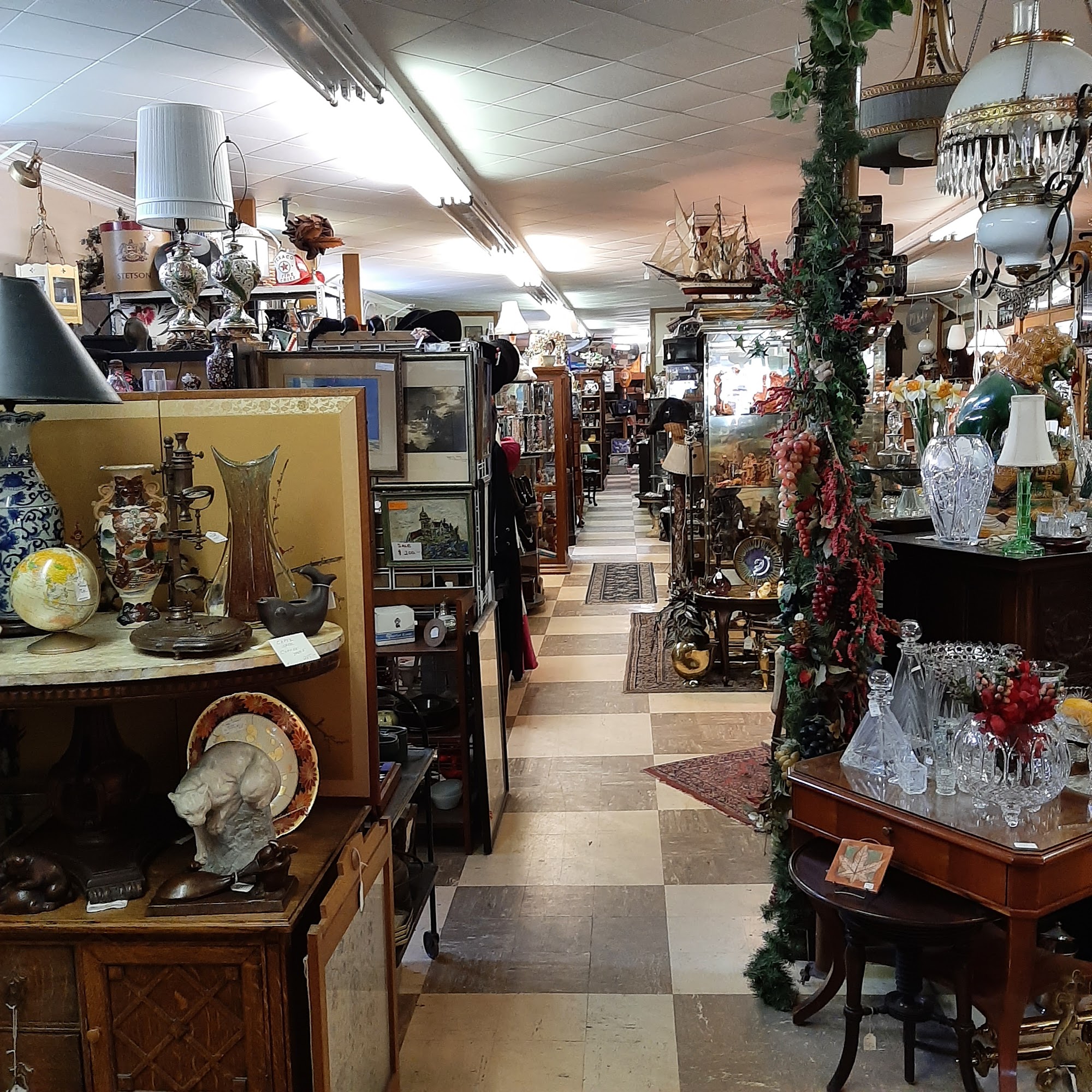 Town & Country Antiques