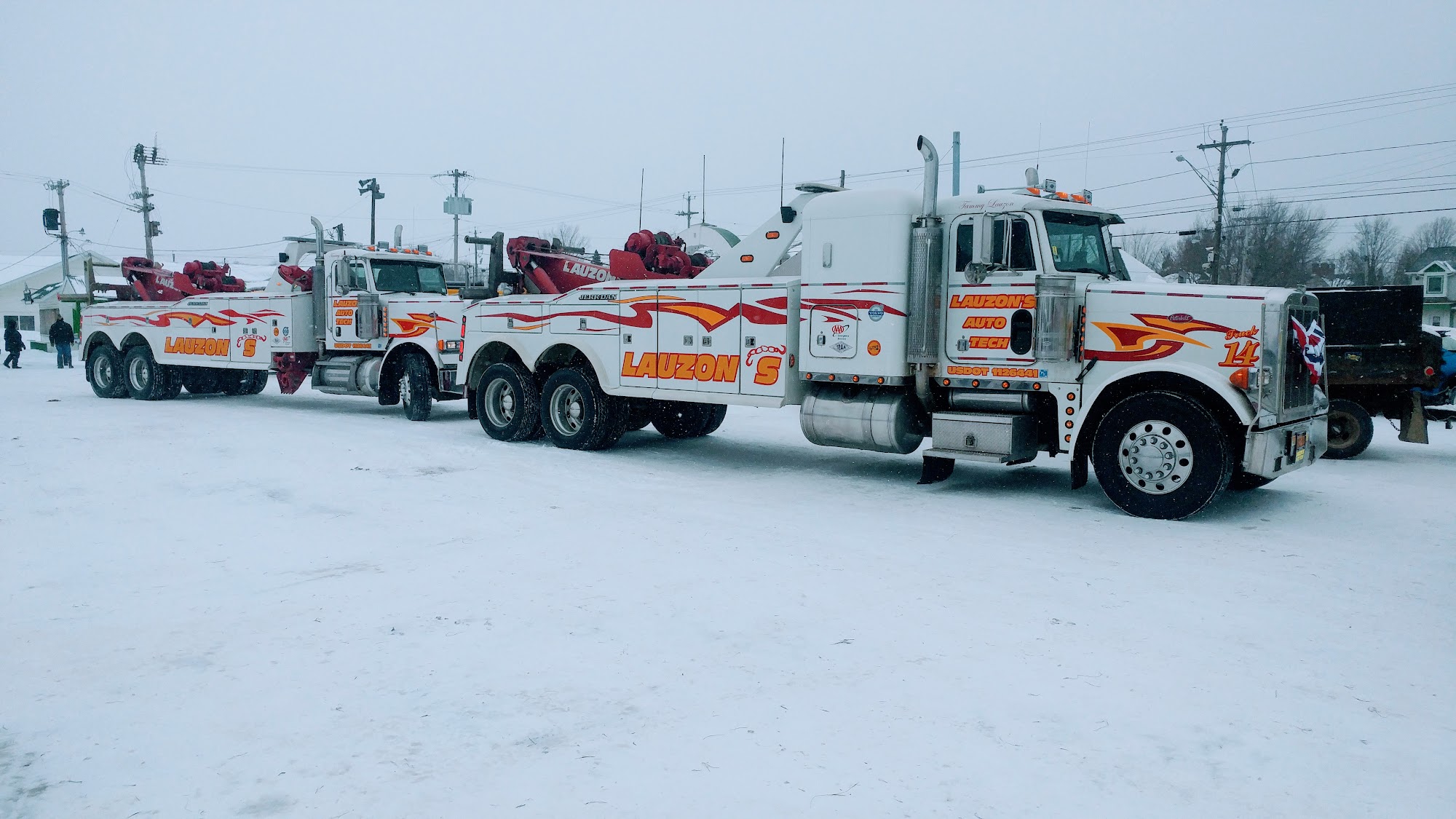 Lauzon's Auto Tech Towing