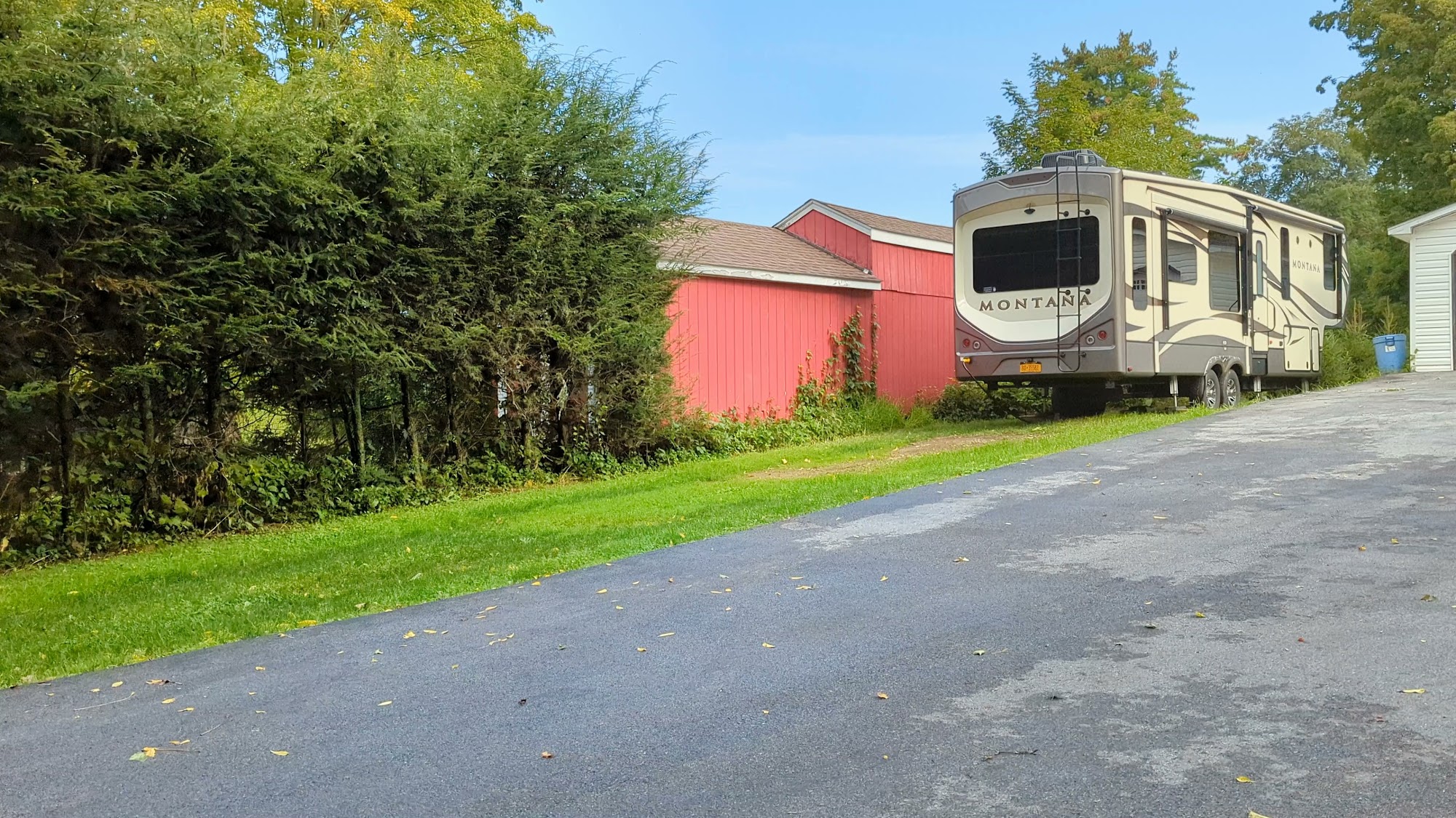 Village Groomer Millbrook