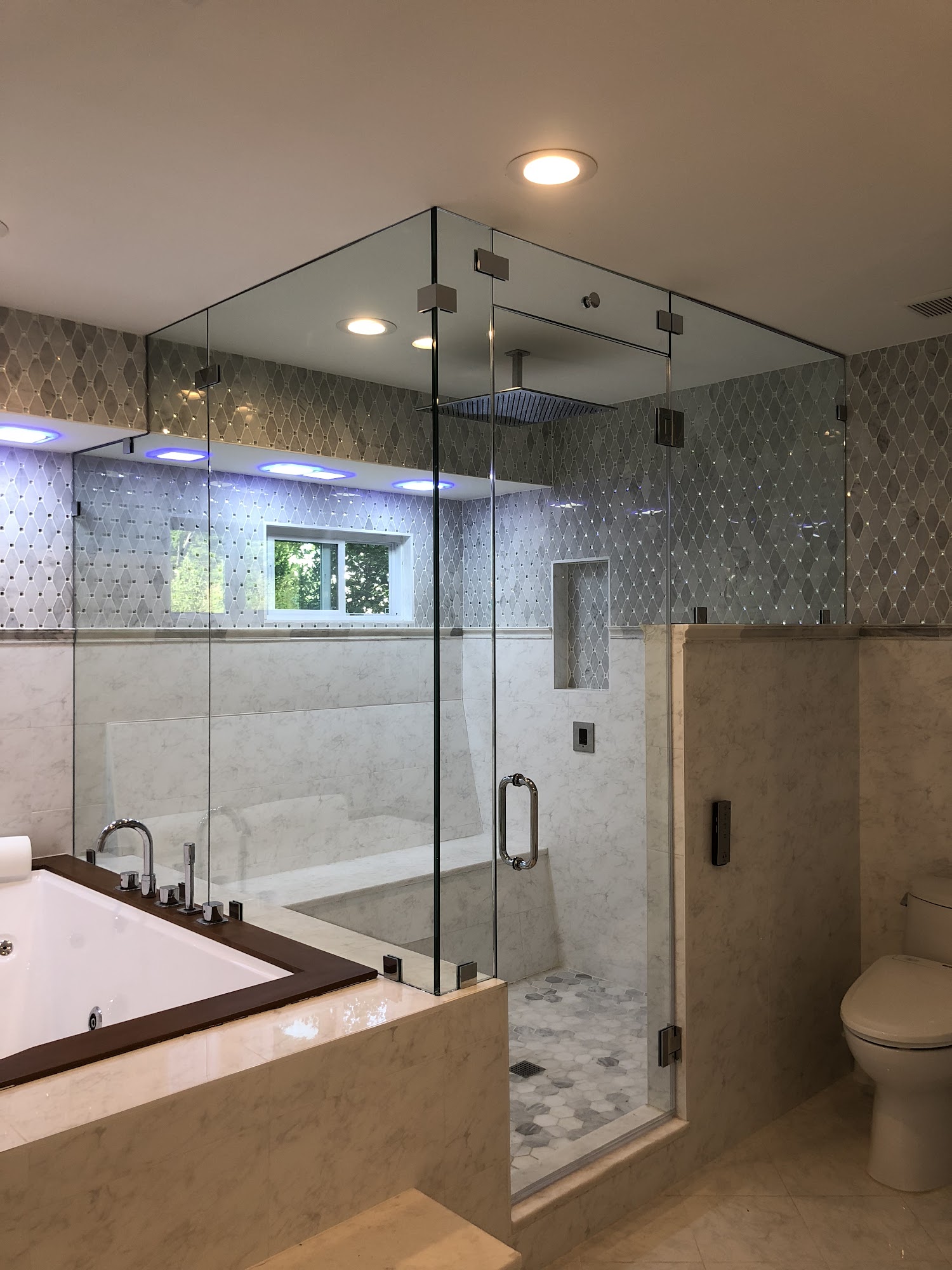 Great Neck Glass & Shower Door Inc