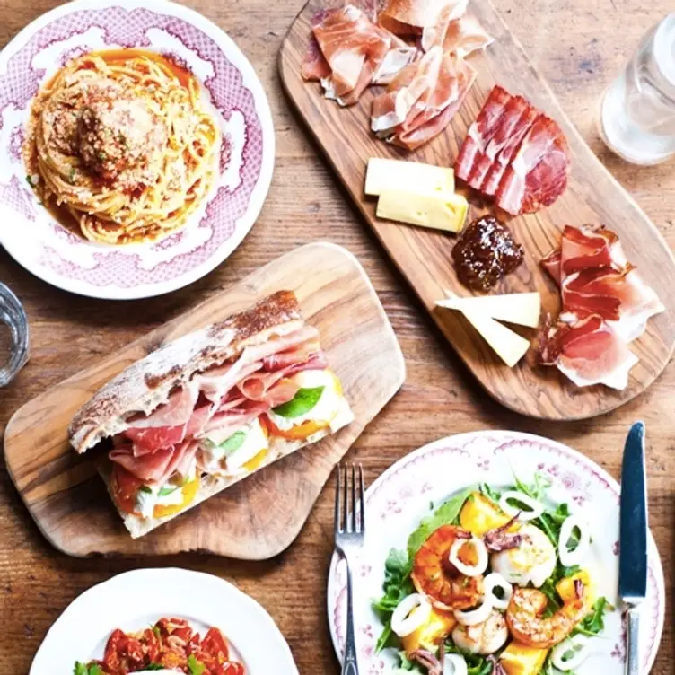 Photo credit: opentable